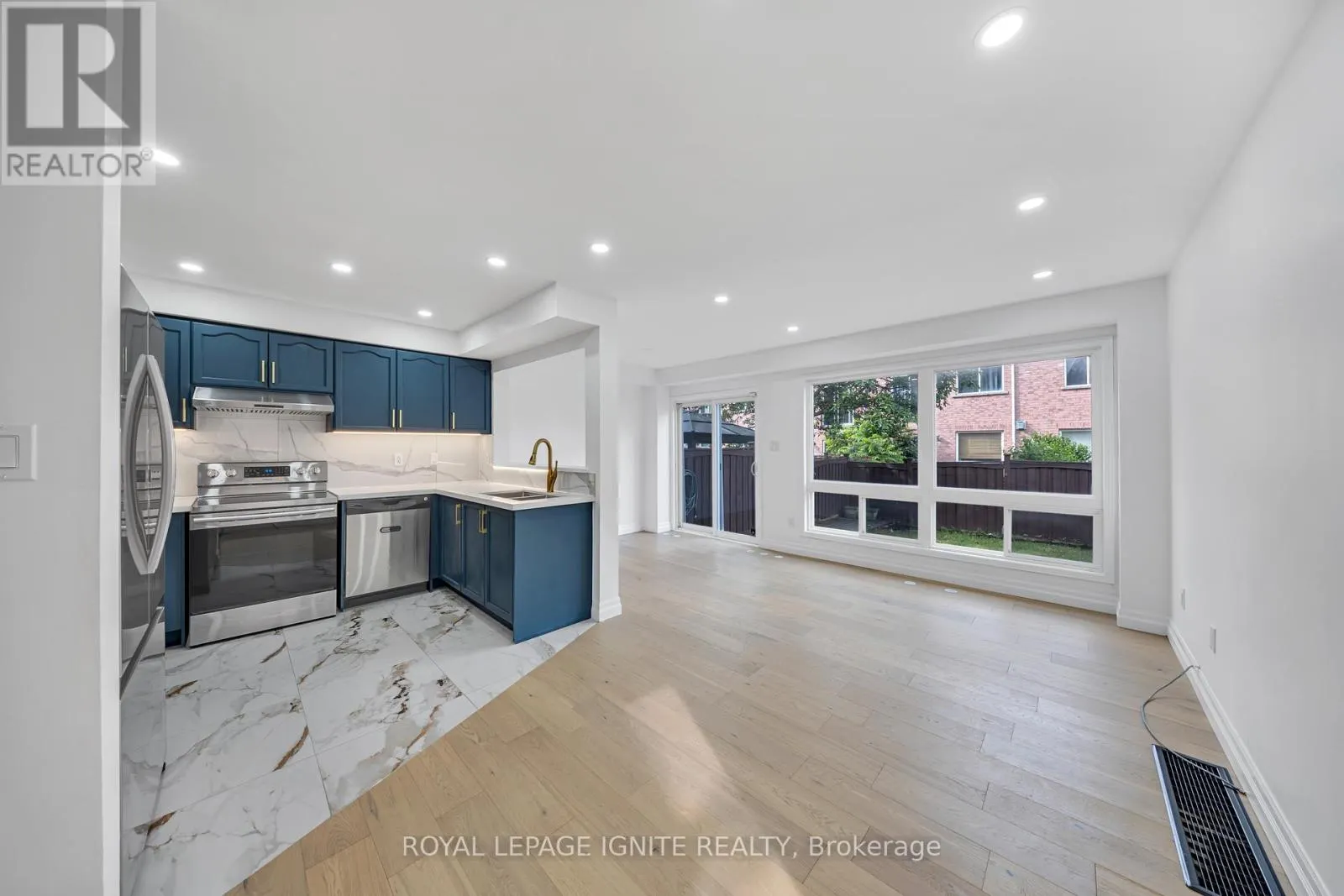 5 GOULDEN CRESCENT
