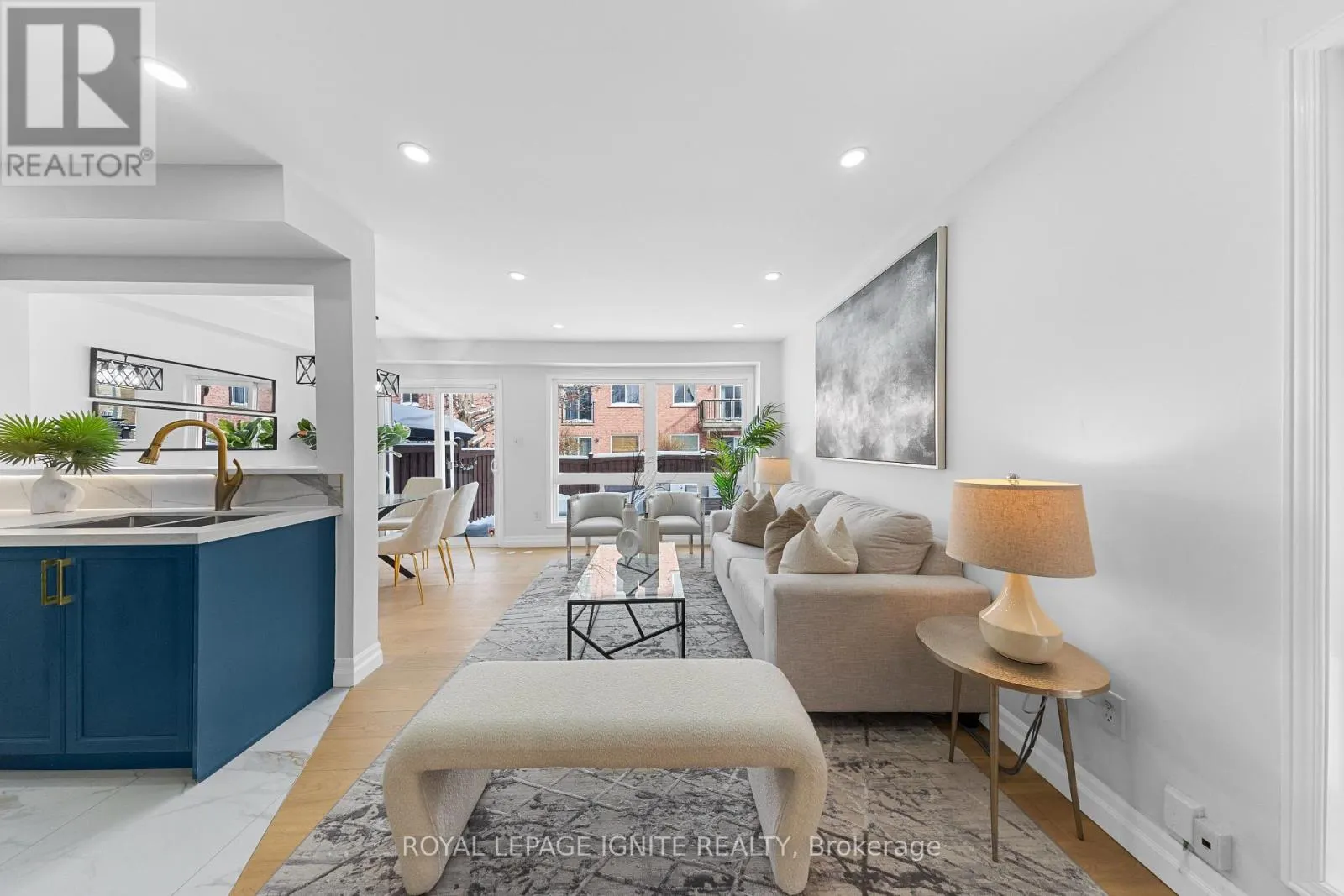 5 GOULDEN CRESCENT