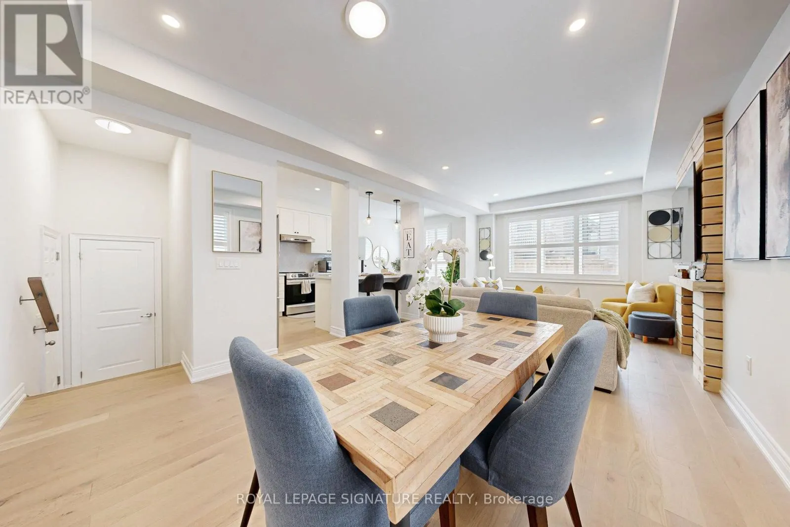 1028 PELICAN TRAIL