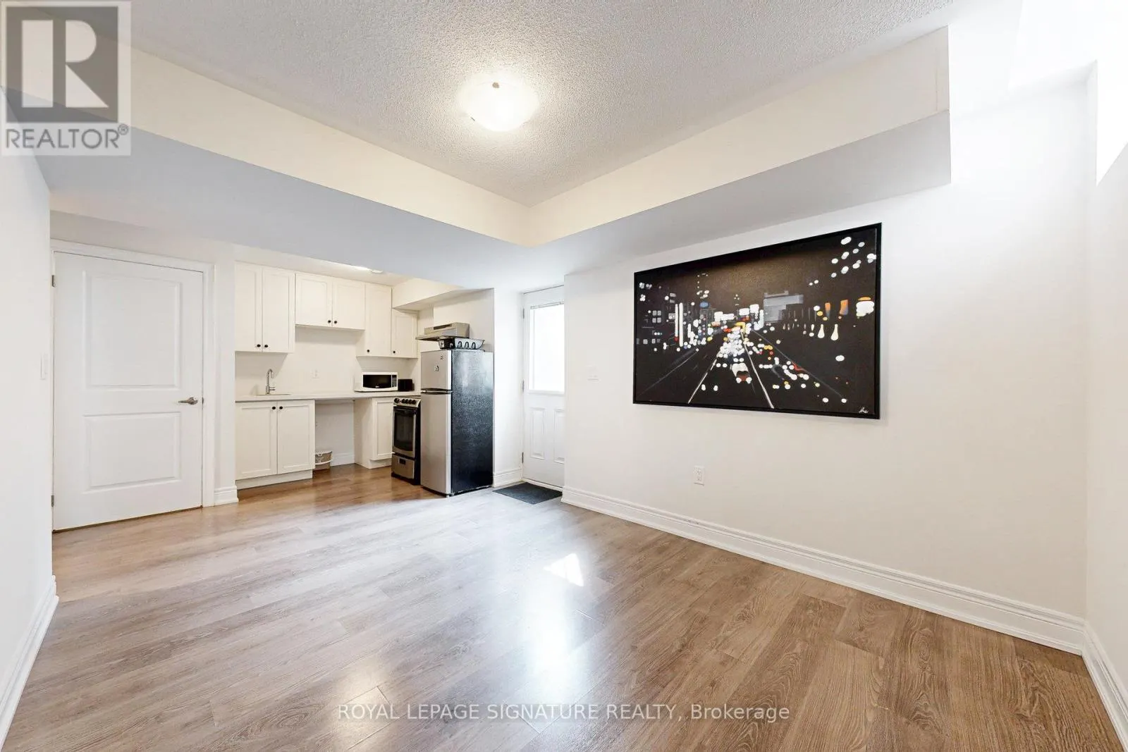 1028 PELICAN TRAIL