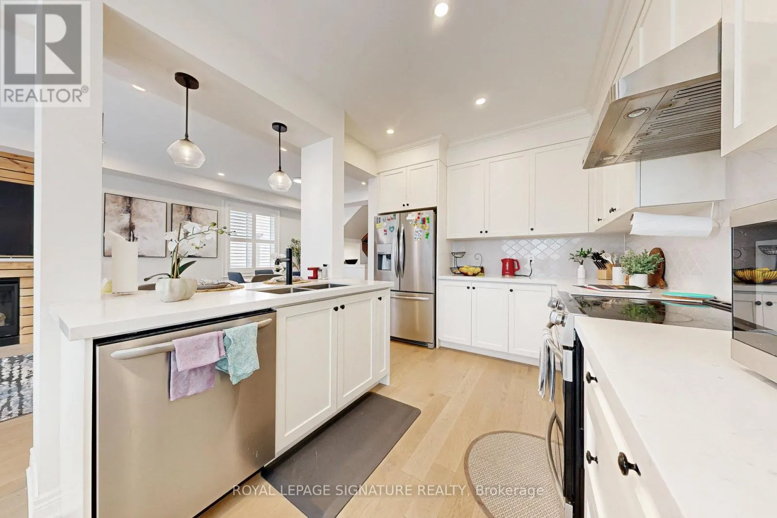 1028 PELICAN TRAIL