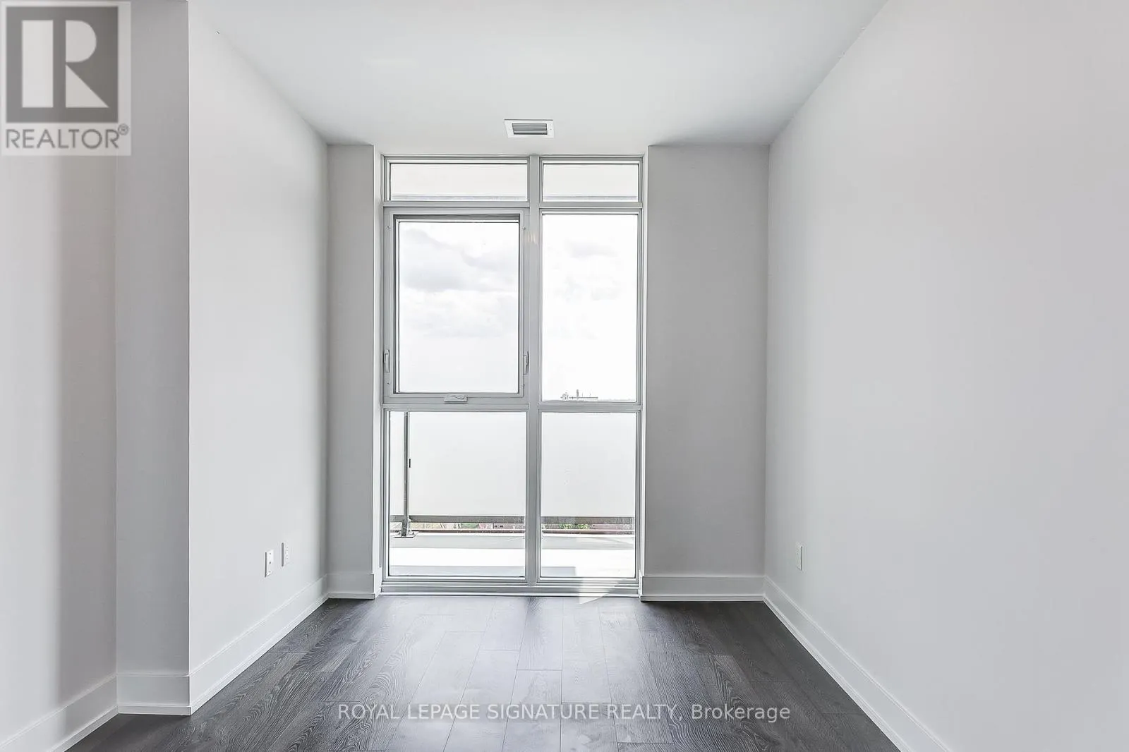 716 - 2550 SIMCOE STREET N