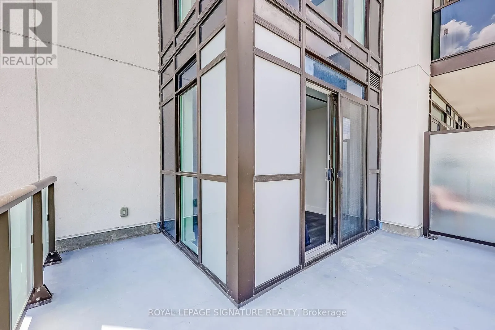 716 - 2550 SIMCOE STREET N