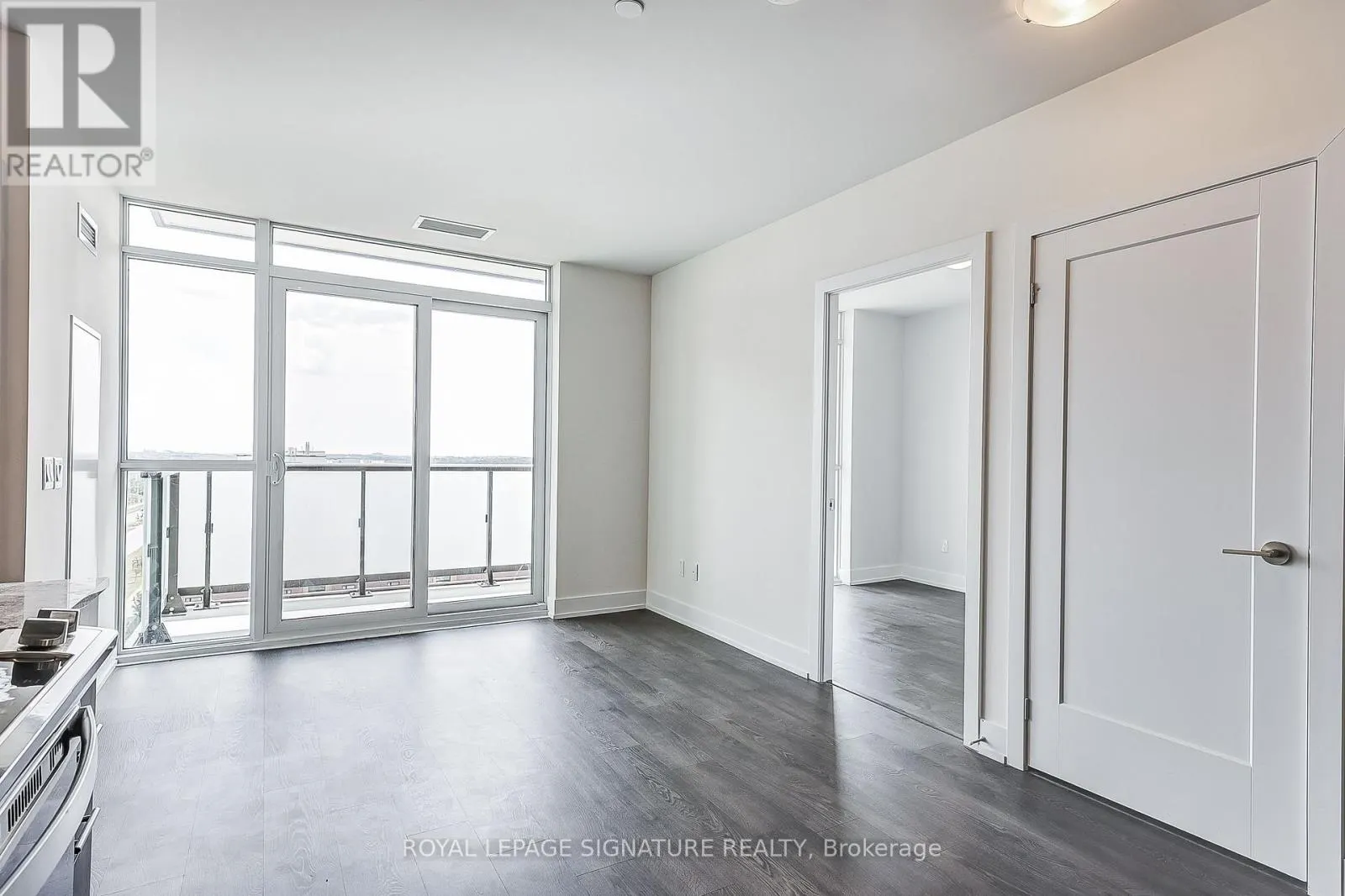 716 - 2550 SIMCOE STREET N