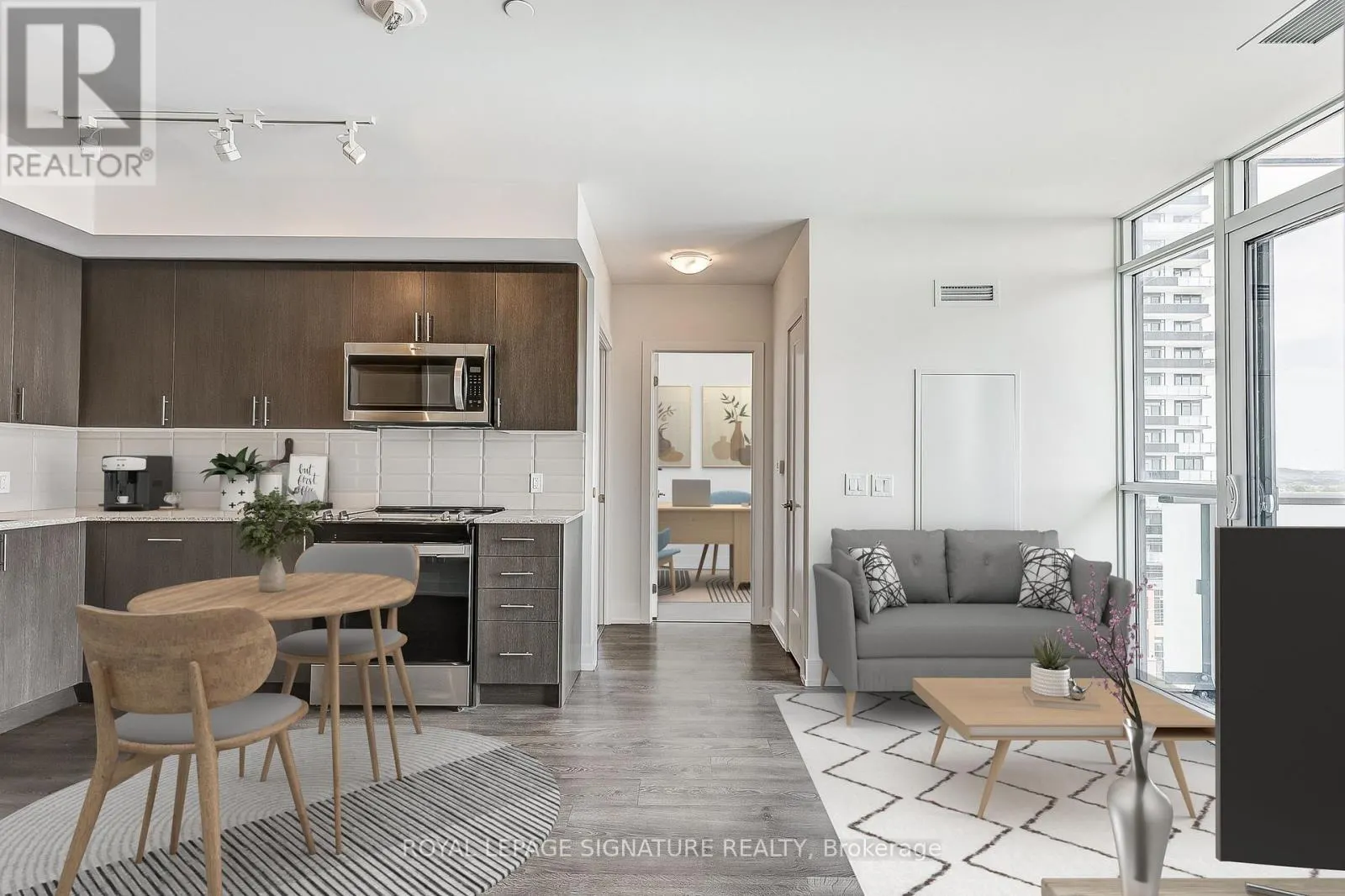 716 - 2550 SIMCOE STREET N