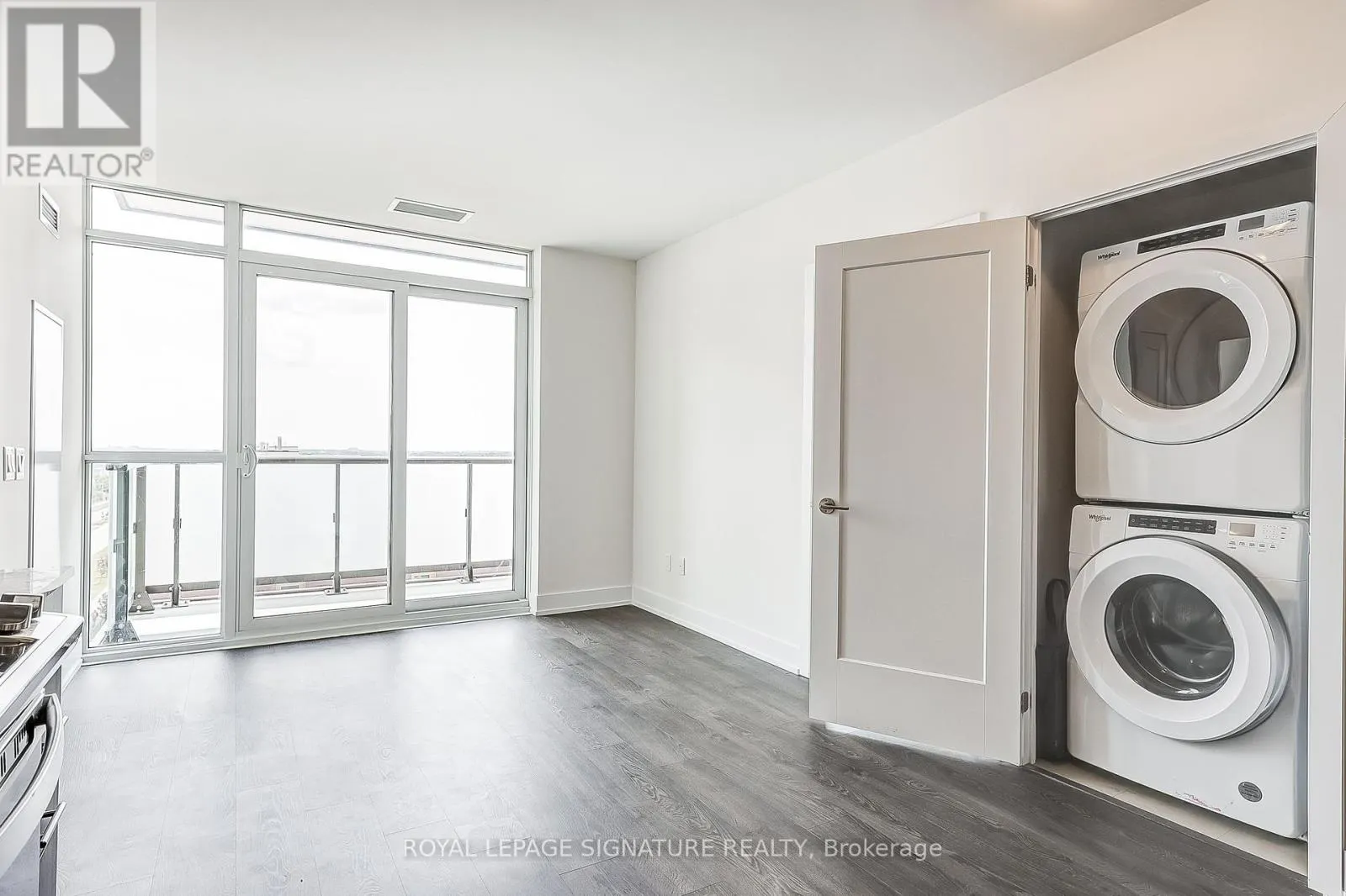 716 - 2550 SIMCOE STREET N