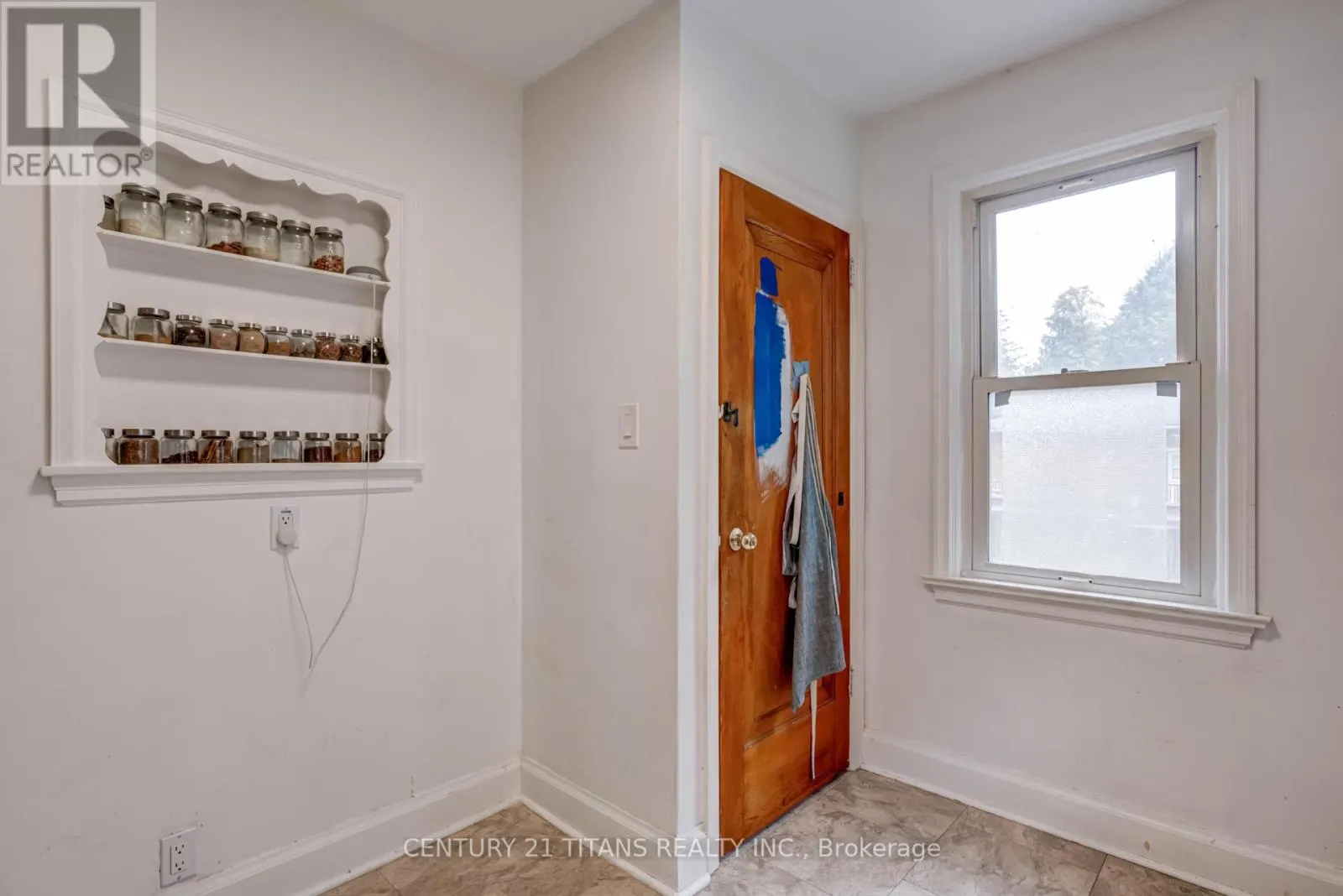 107 WILSON ROAD N