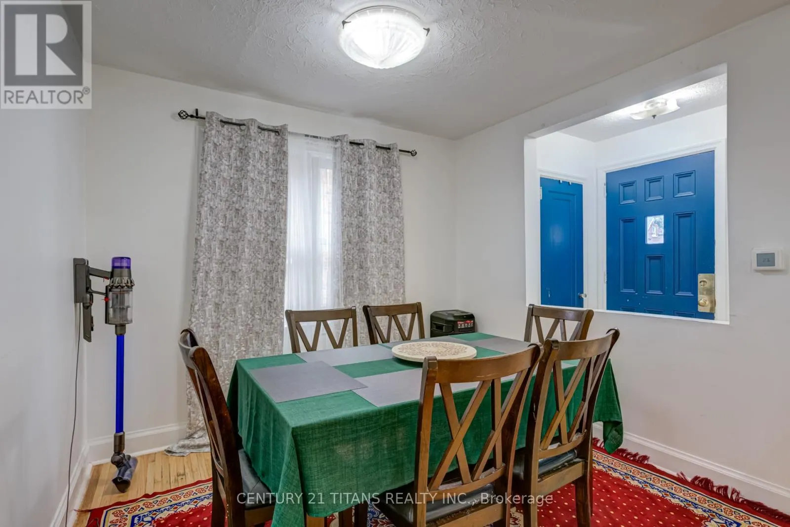 107 WILSON ROAD N