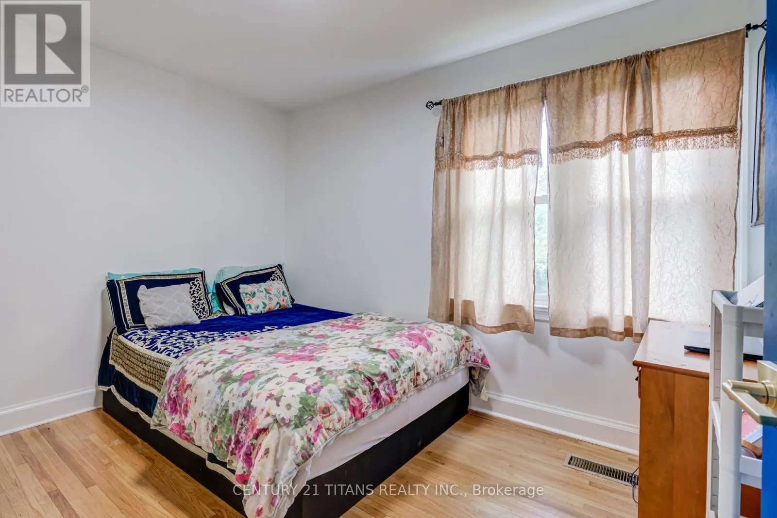 107 WILSON ROAD N