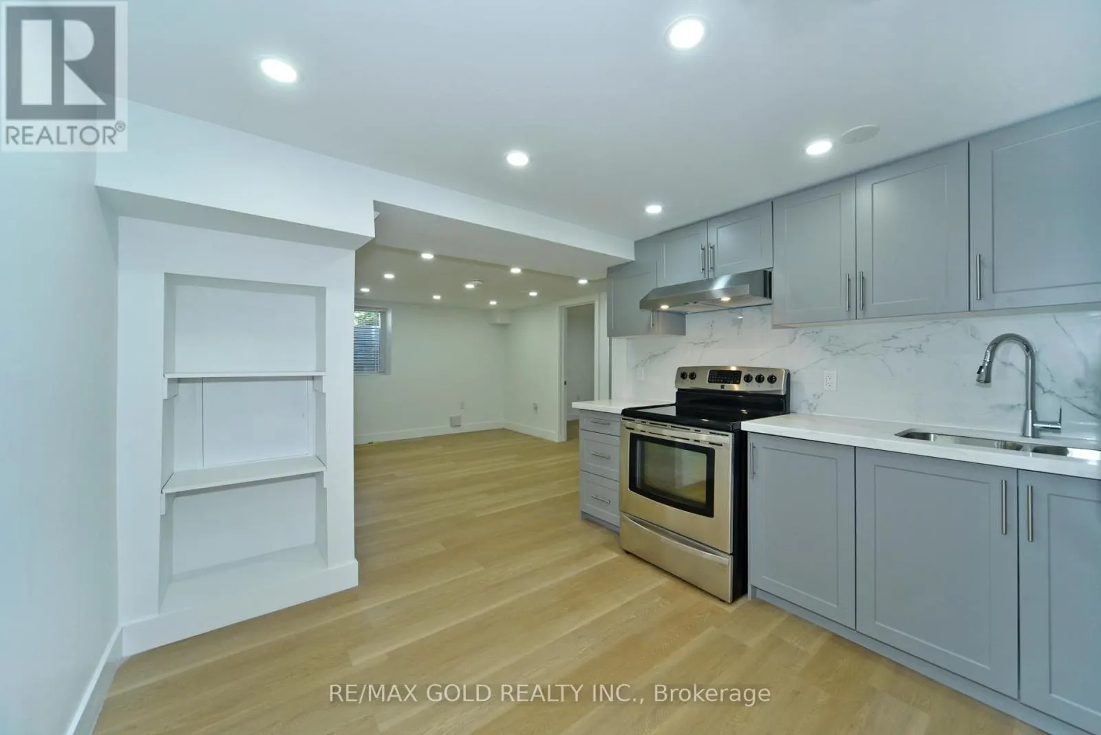 42 RIDEOUT STREET