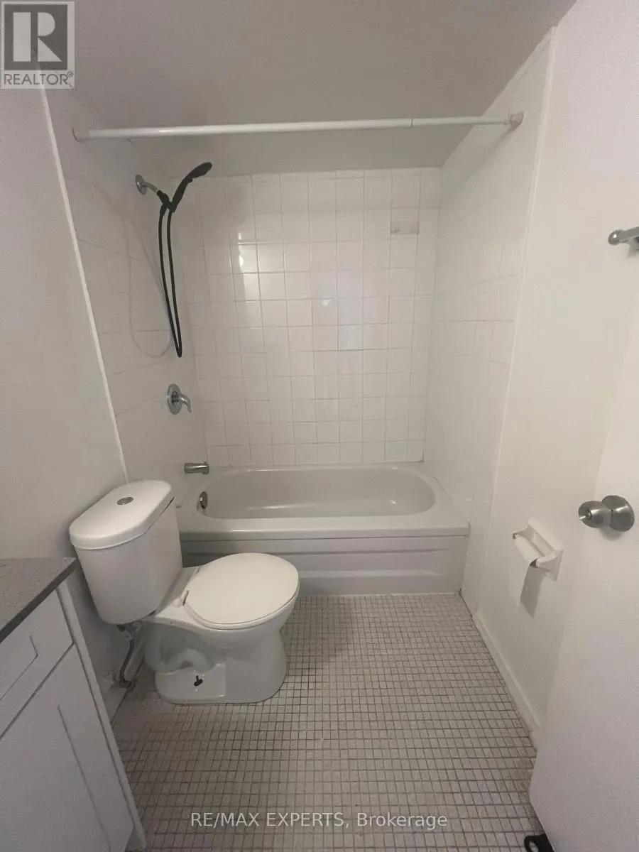 407 - 123 BLOOR STREET W
