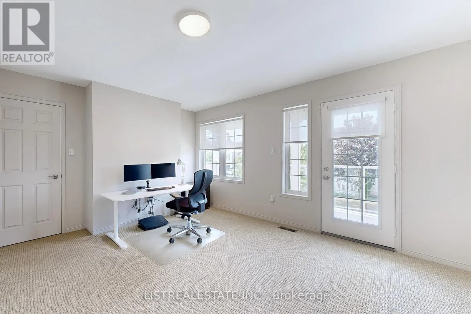 50 MOYNAHAN CRESCENT
