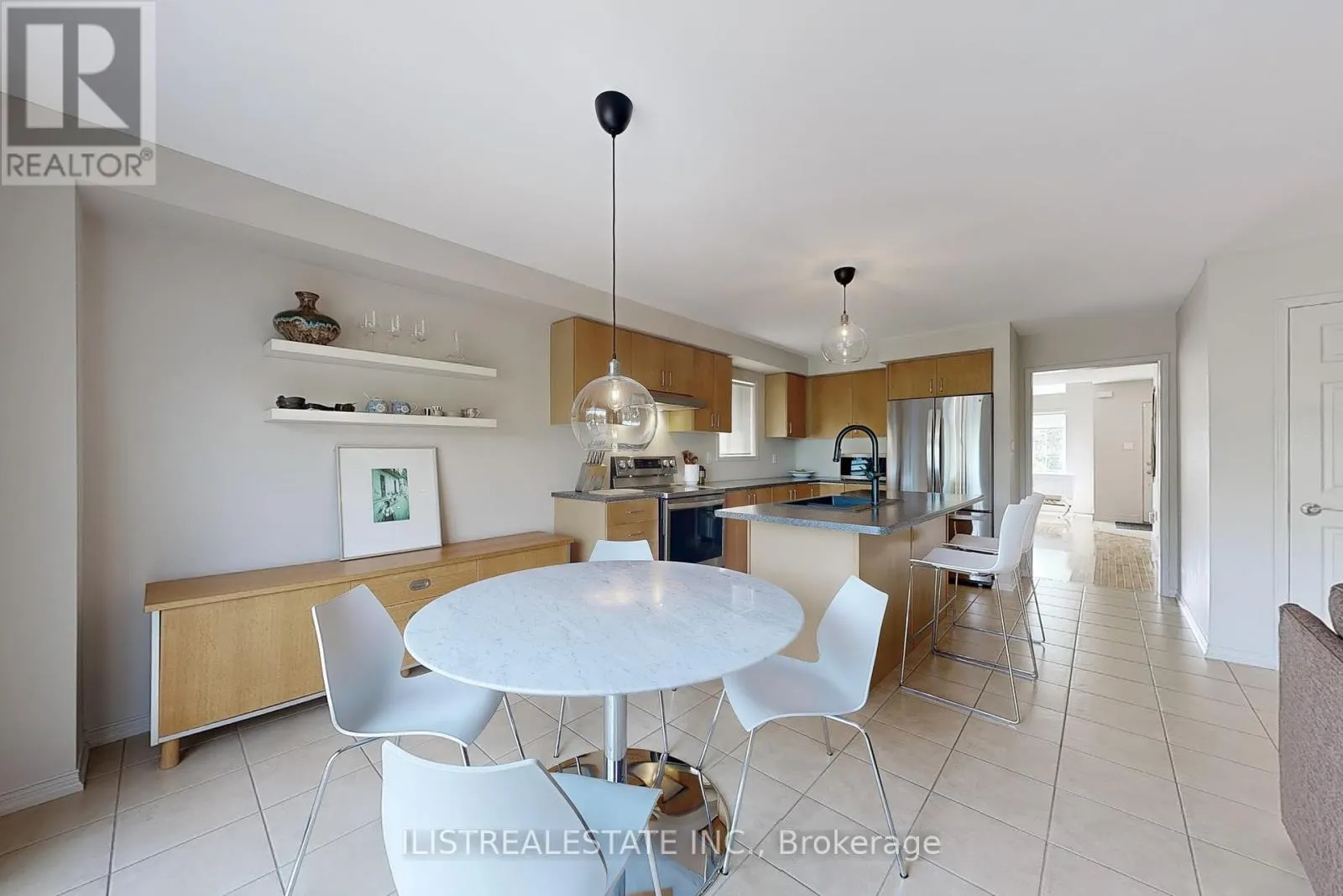 50 MOYNAHAN CRESCENT