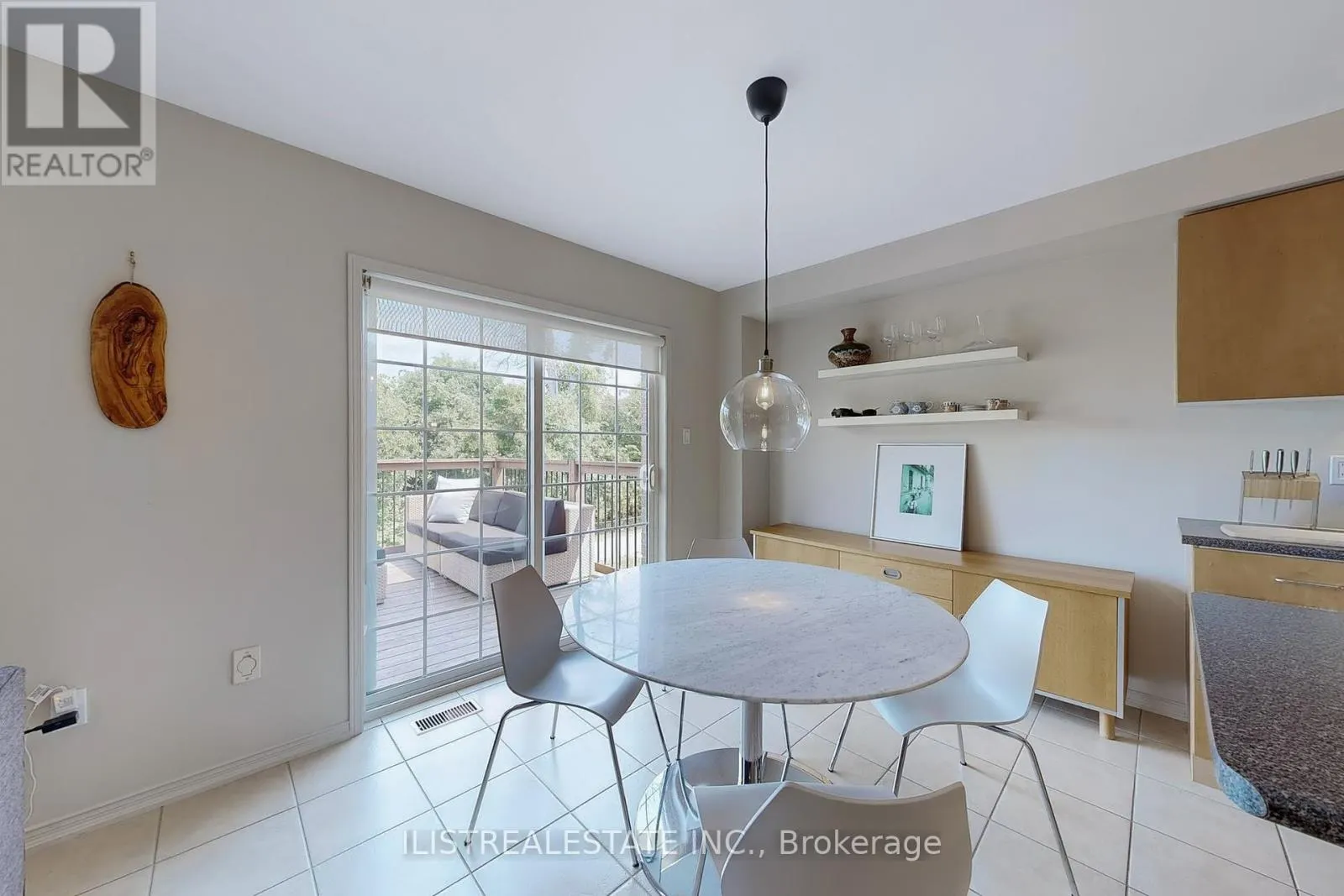 50 MOYNAHAN CRESCENT