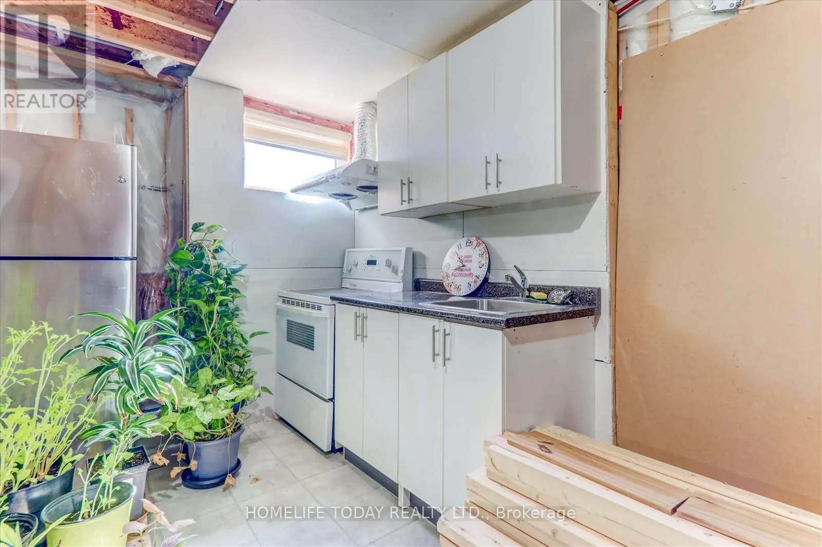 106 NODEN CRESCENT
