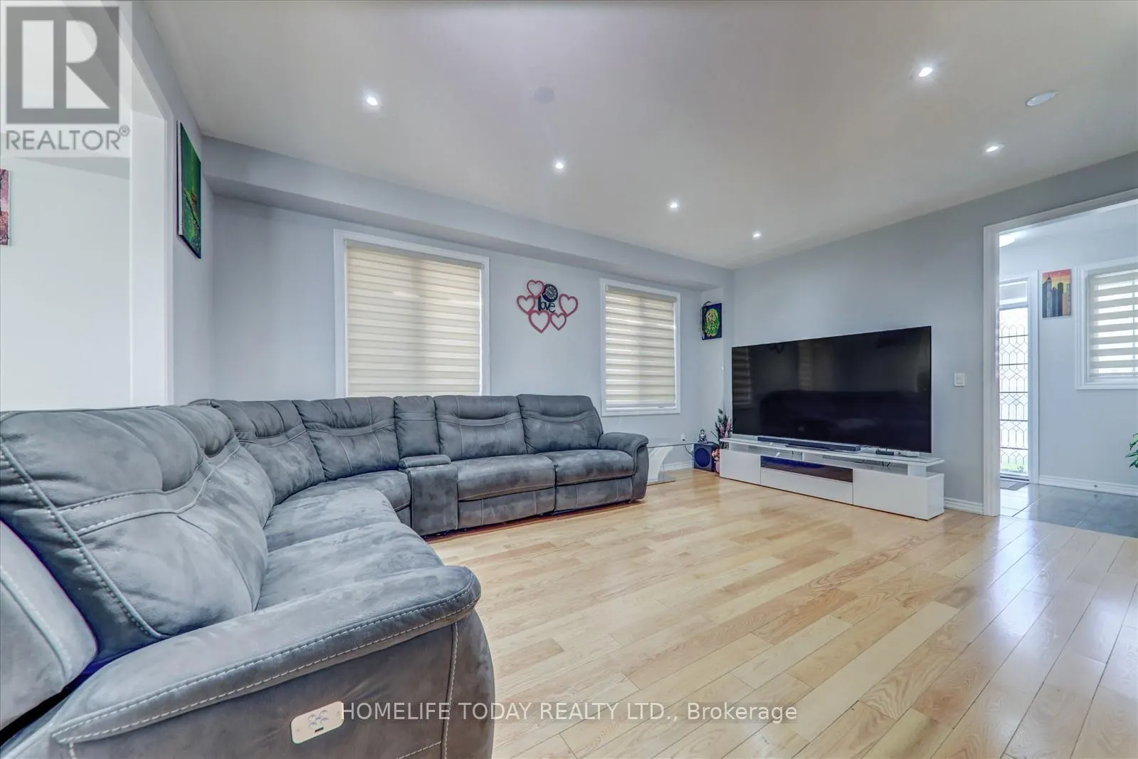 106 NODEN CRESCENT