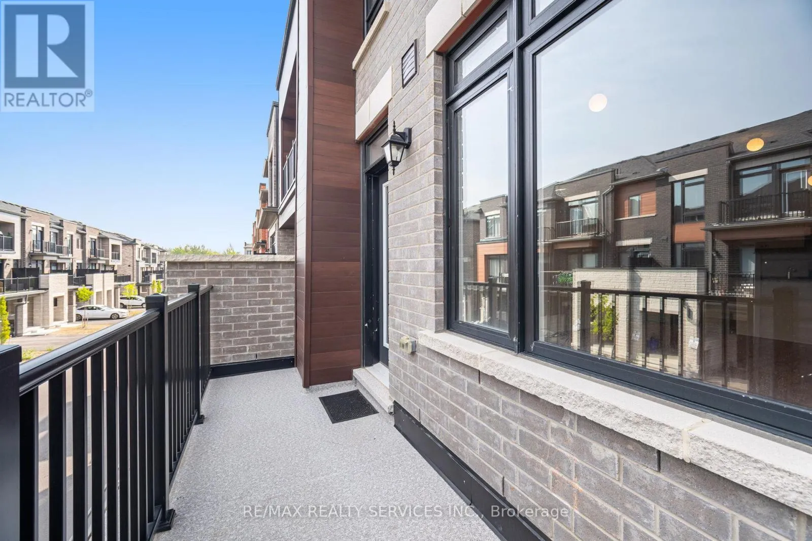 5 NIMMO LANE