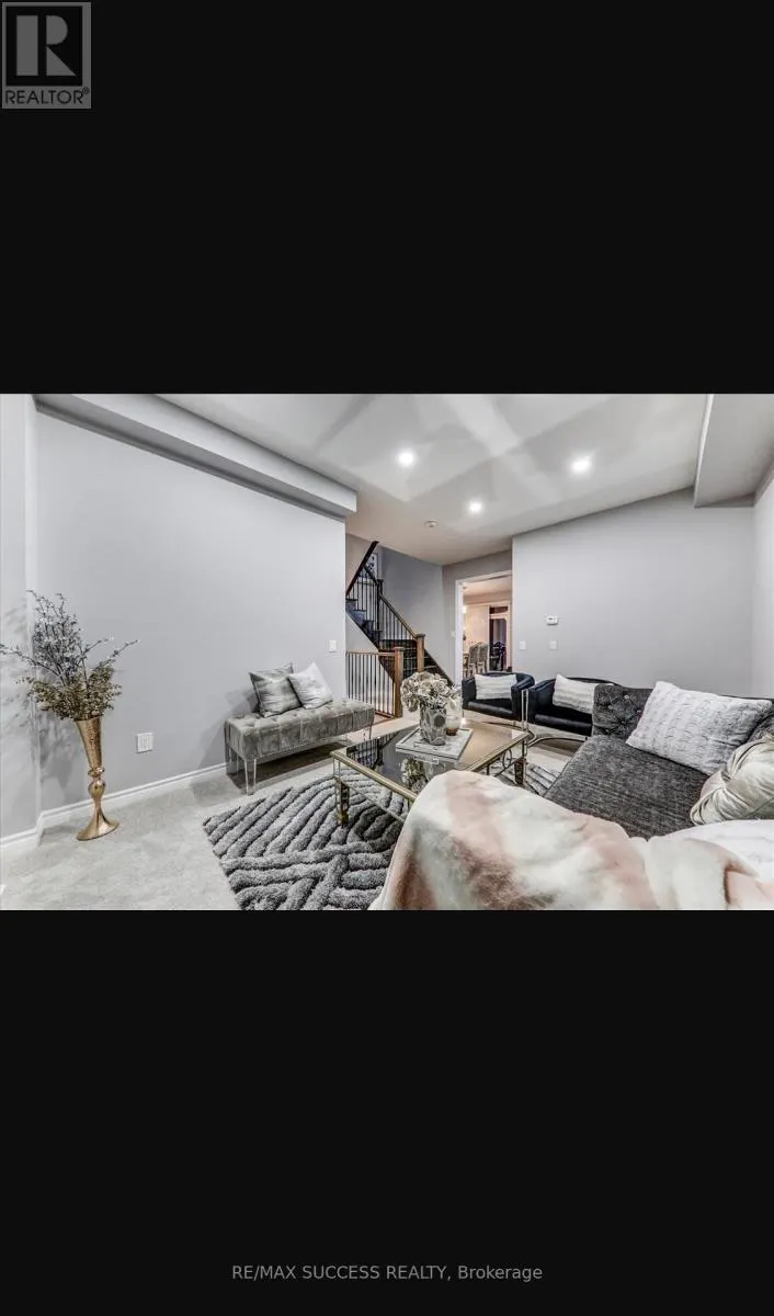 2339 USMAN ROAD