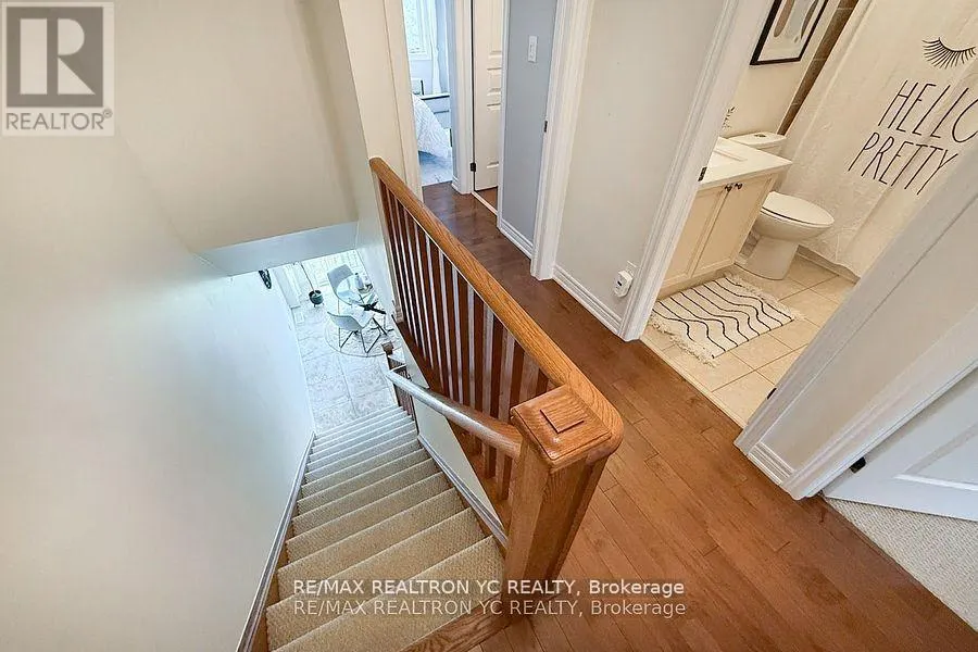 11 REEVESMERE LANE