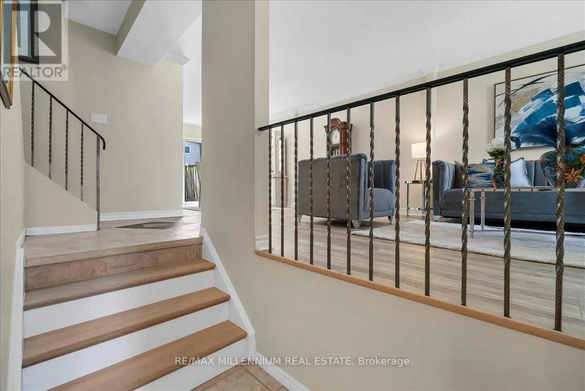 22 - 765 OKLAHOMA DRIVE E