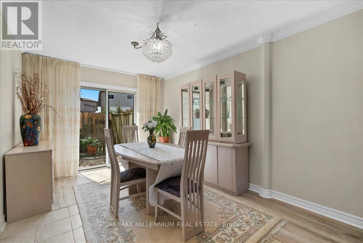 22 - 765 OKLAHOMA DRIVE E