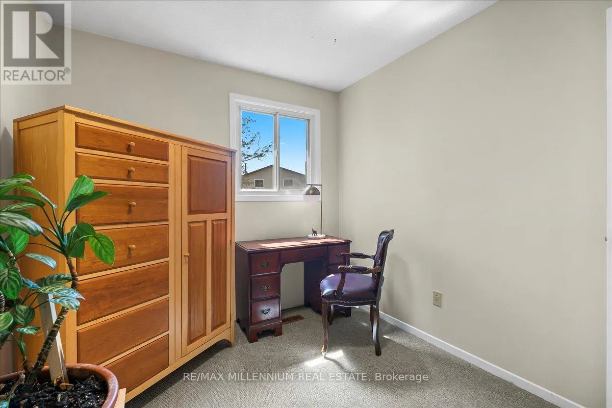22 - 765 OKLAHOMA DRIVE E