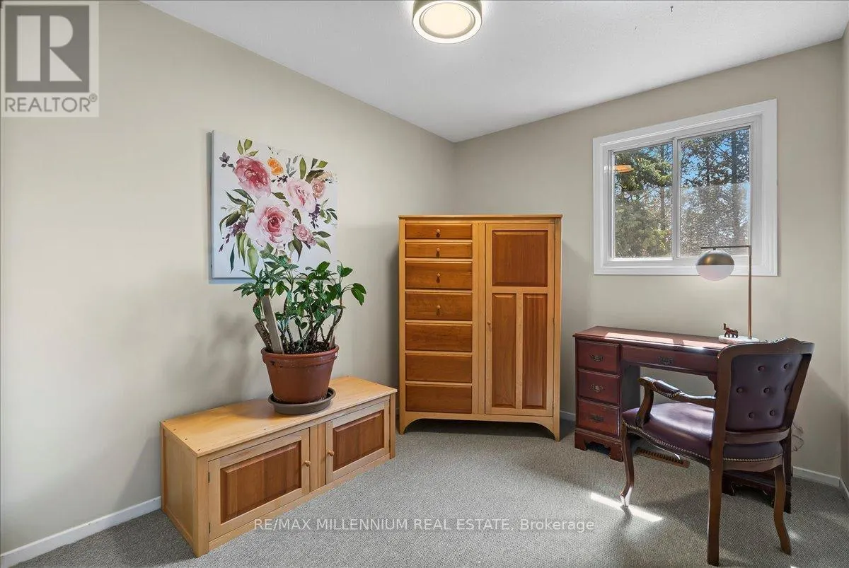 22 - 765 OKLAHOMA DRIVE E