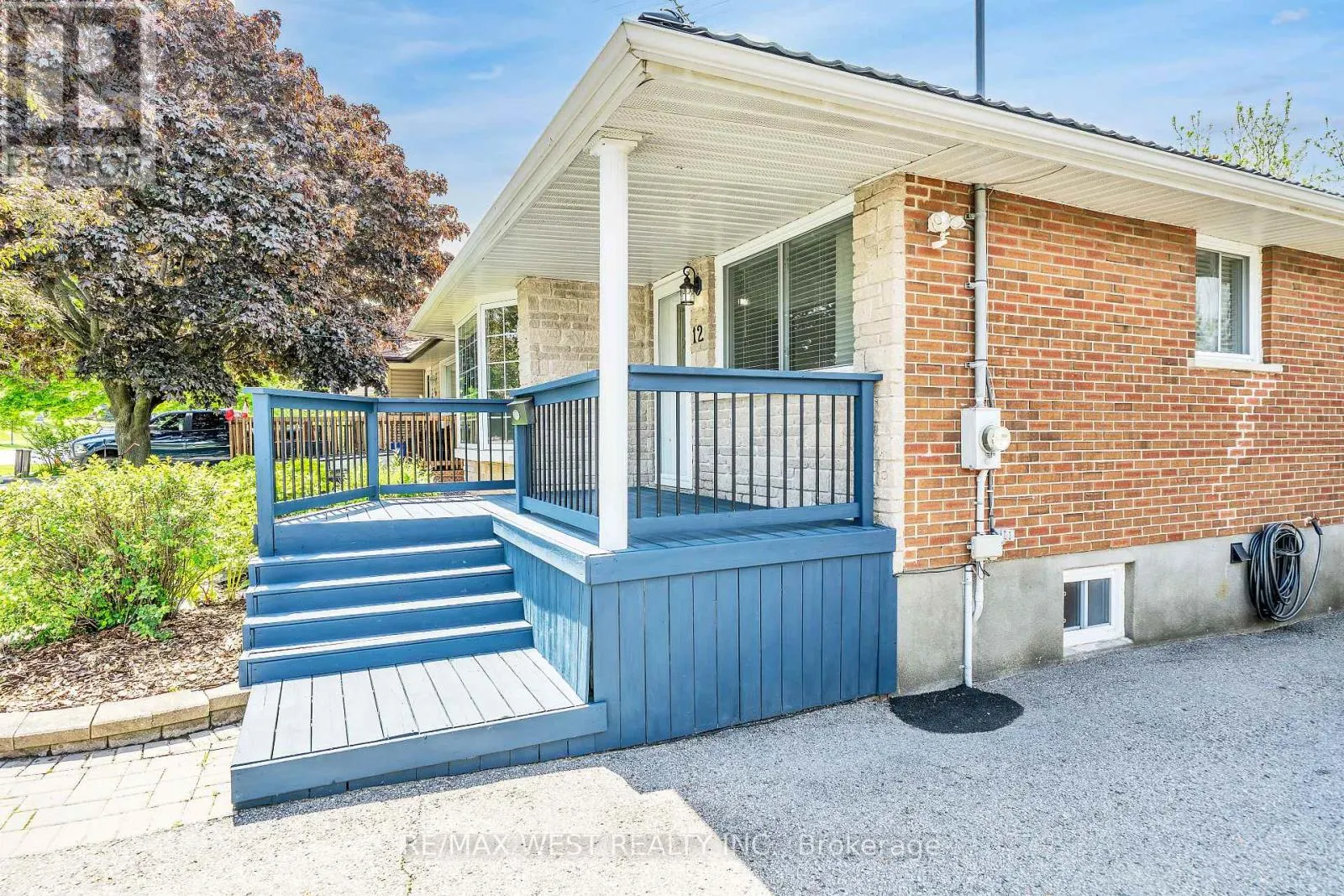 12 ATHABASCA STREET