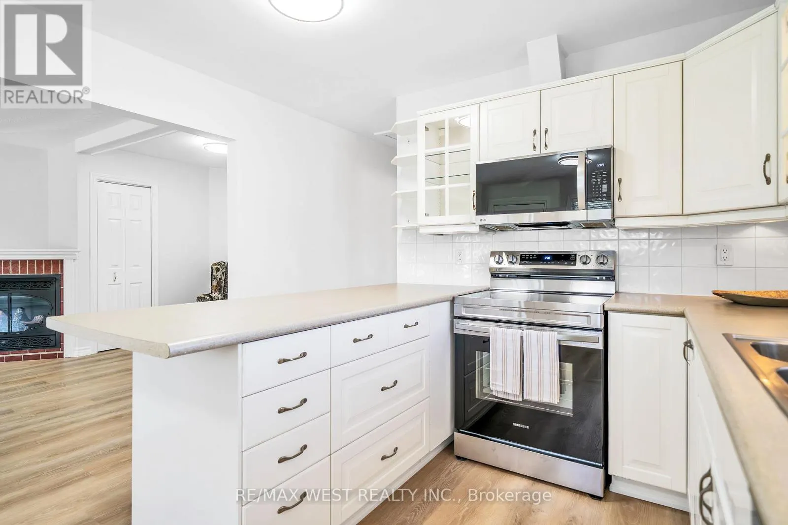 12 ATHABASCA STREET