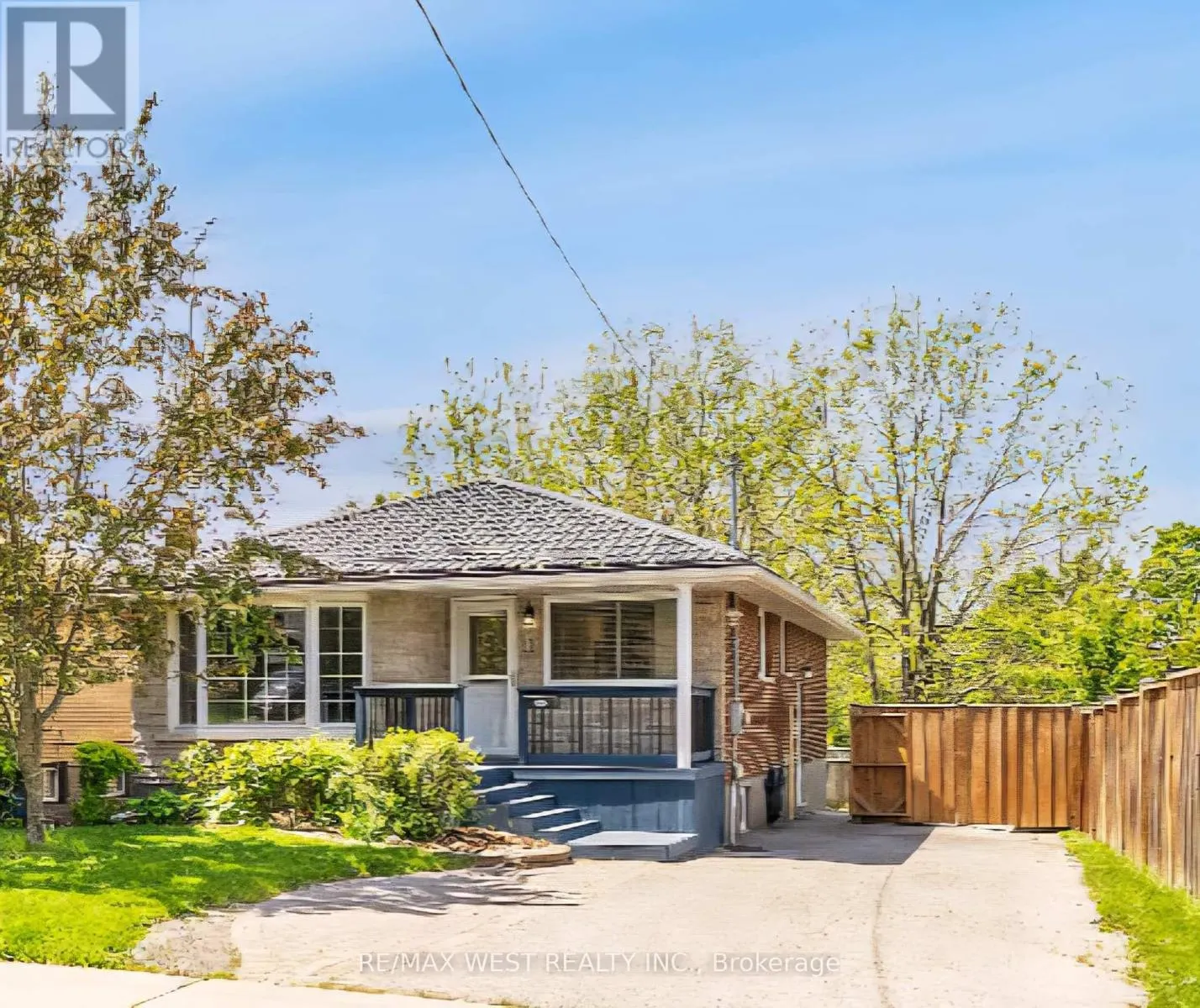 12 ATHABASCA STREET
