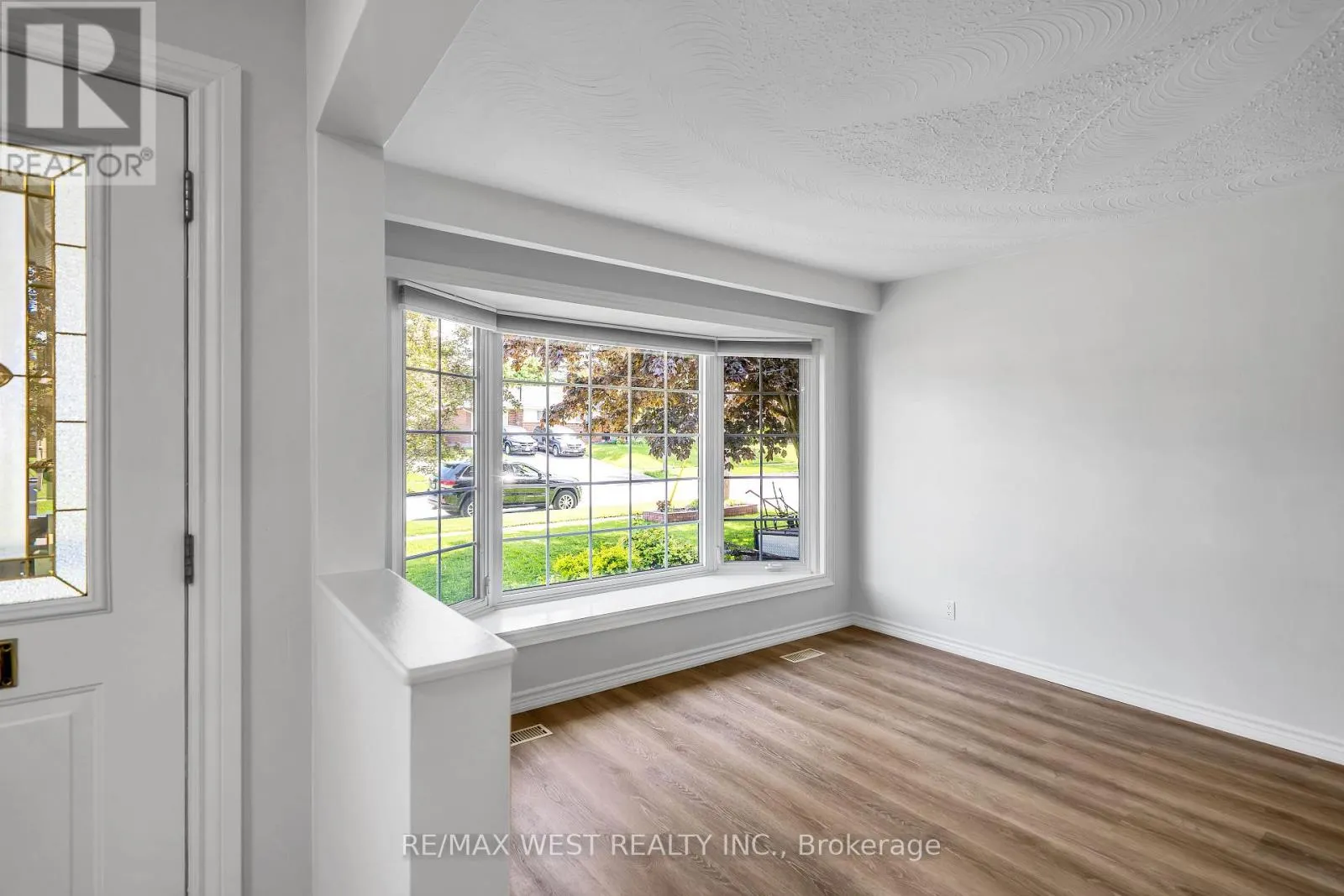 12 ATHABASCA STREET