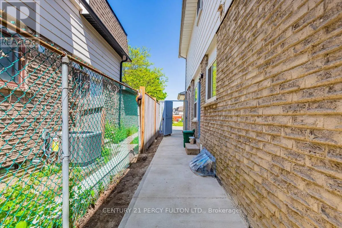 BSMT. - 1609 JAYWIN CIRCLE E