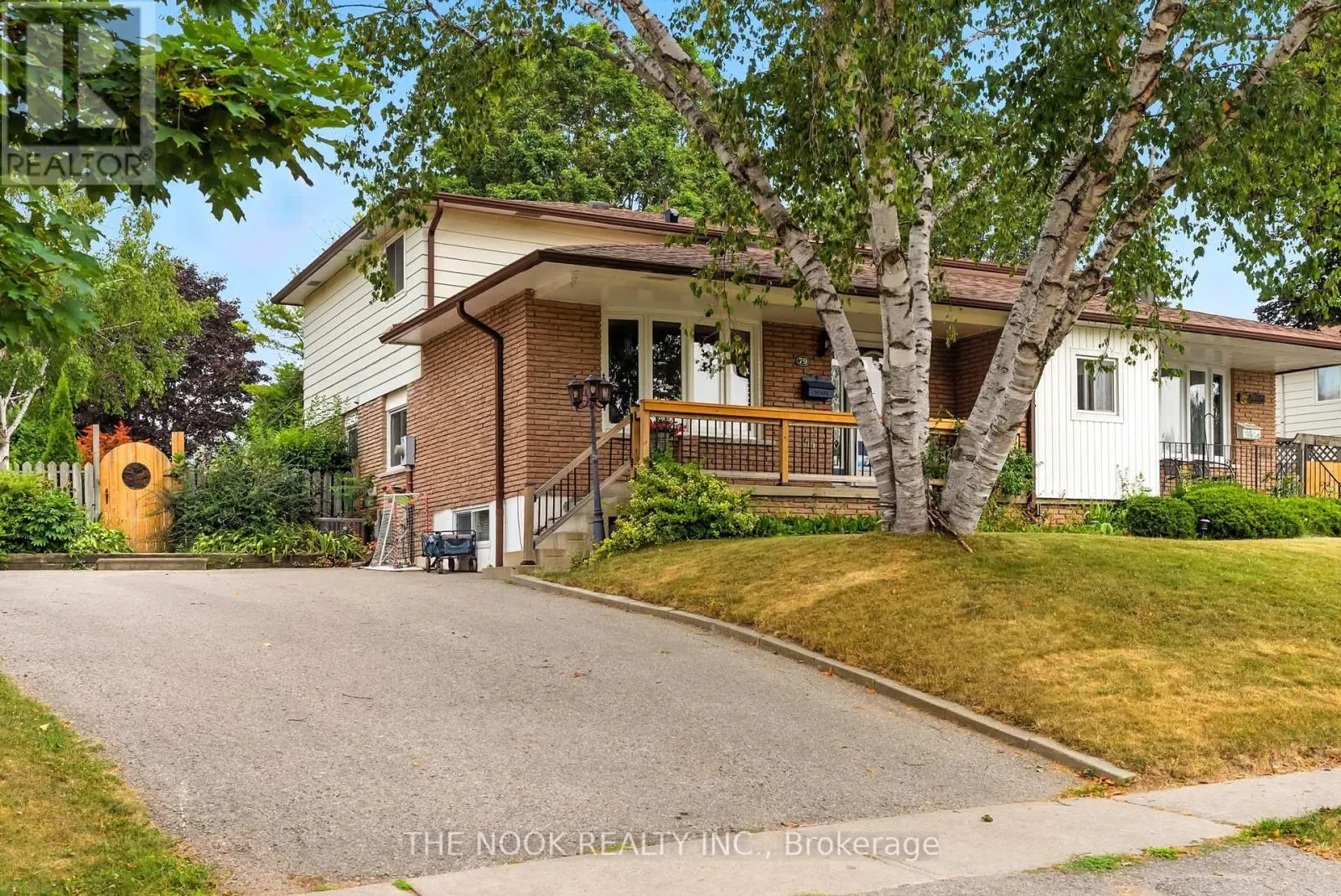 79 LAWRENCE CRESCENT
