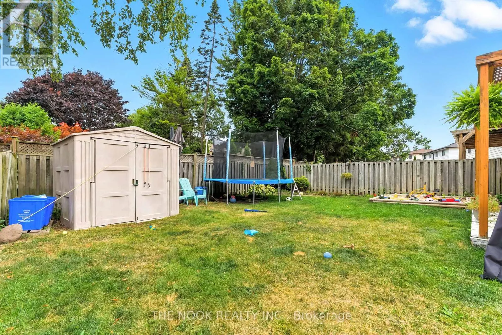 79 LAWRENCE CRESCENT