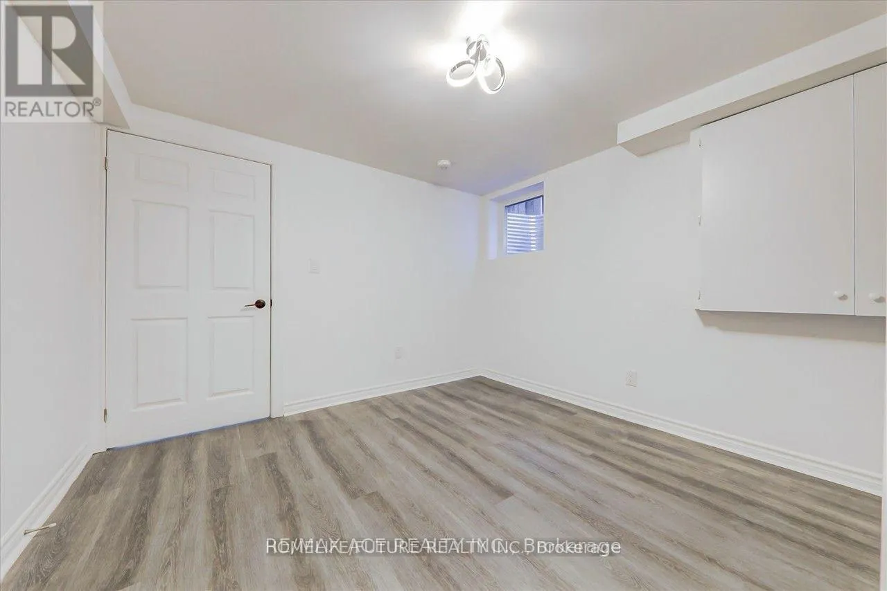 BSMT - 1579 HEATHSIDE CRESCENT