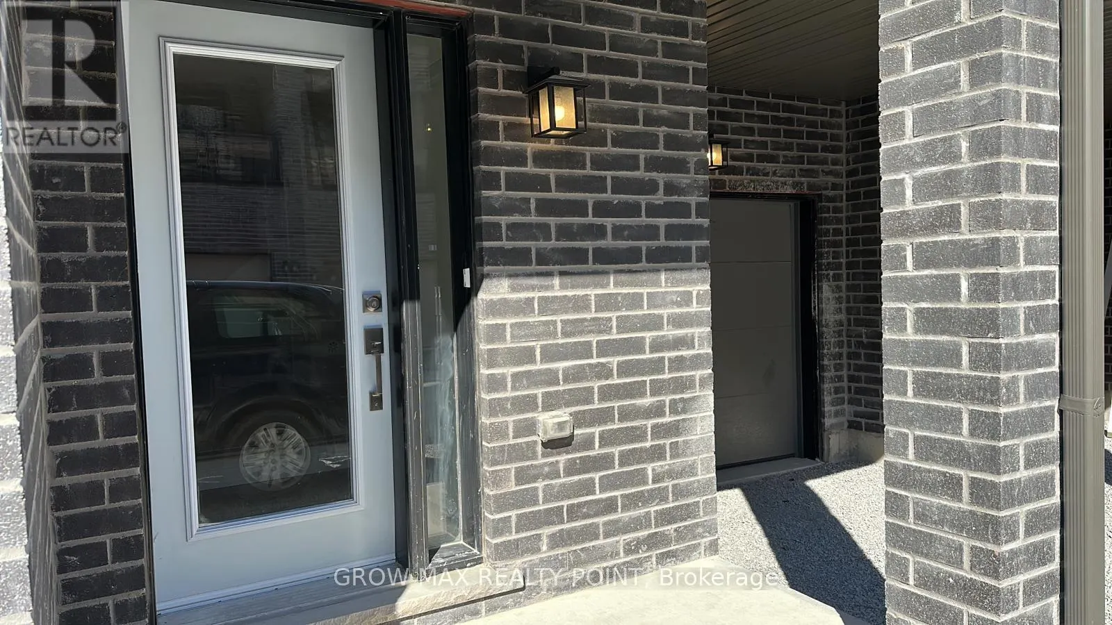 1506 - 1865 PICKERING PARKWAY