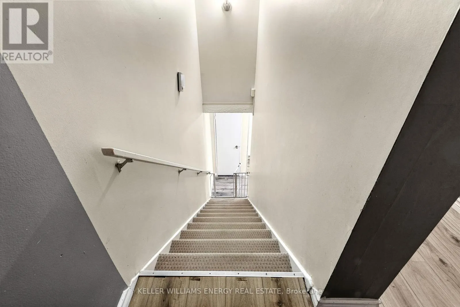1 - 43 TAUNTON ROAD E, #1