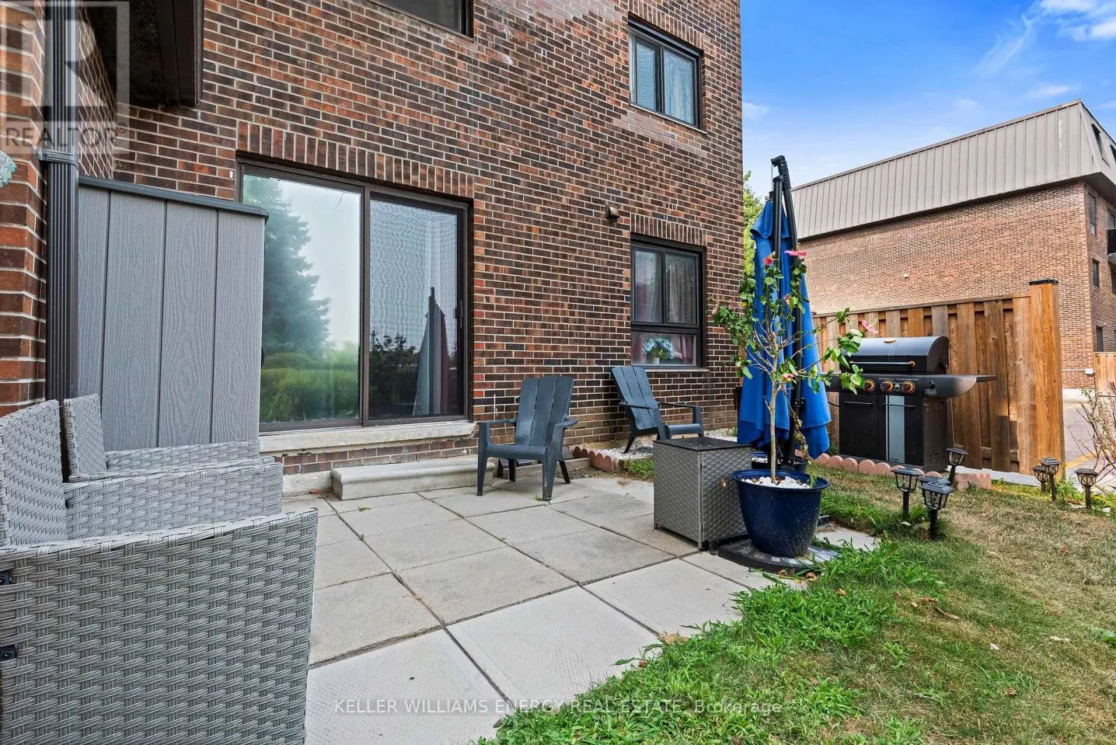1 - 43 TAUNTON ROAD E, #1