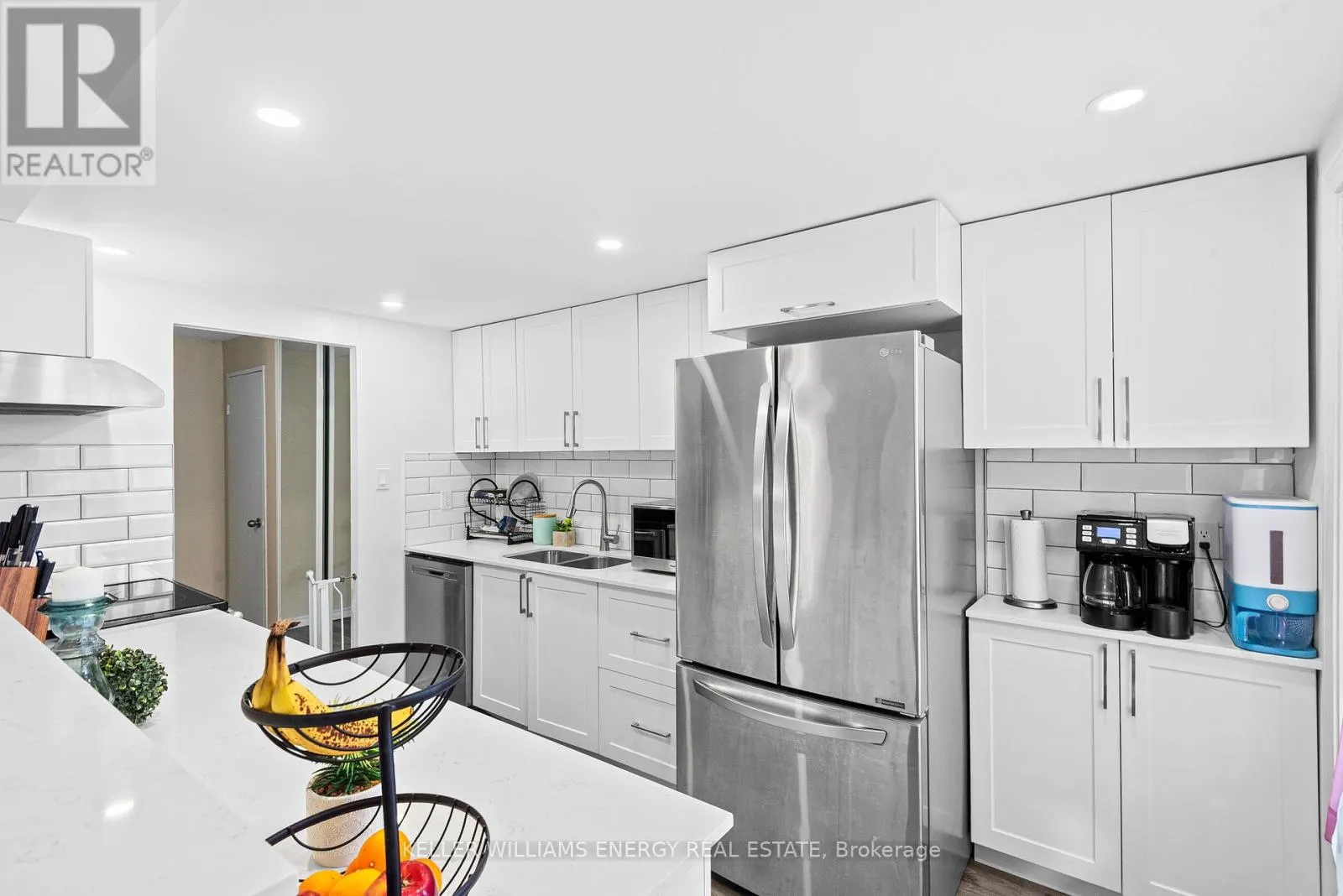 1 - 43 TAUNTON ROAD E, #1