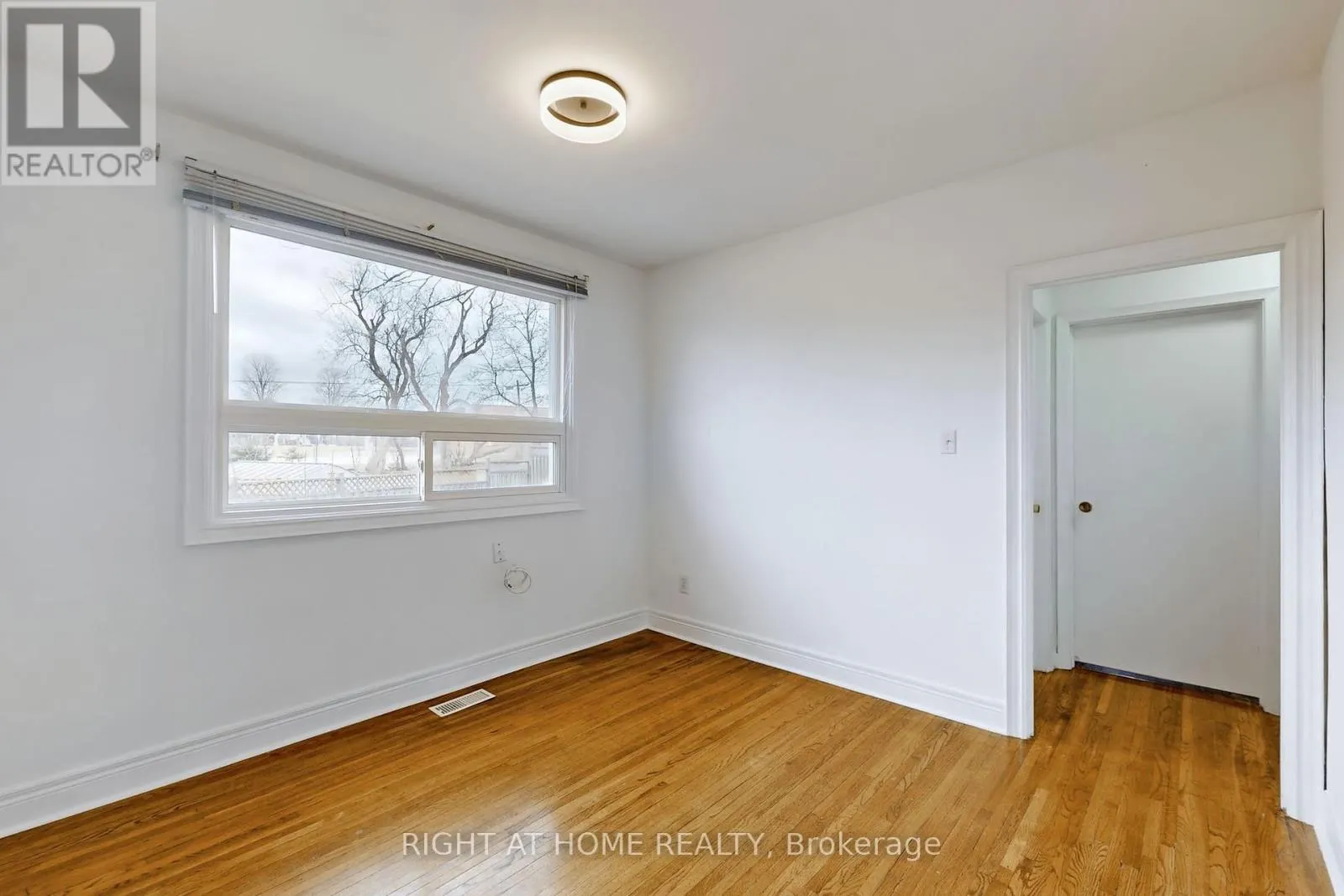 406 DOVEDALE DRIVE