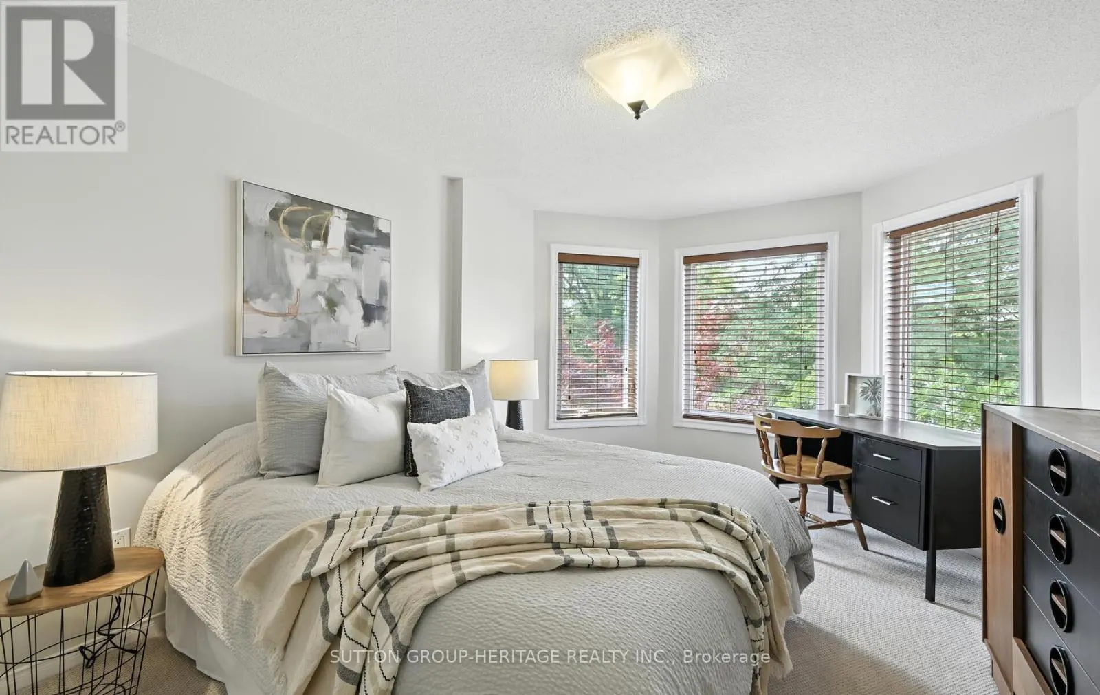 40 REDMOND DRIVE