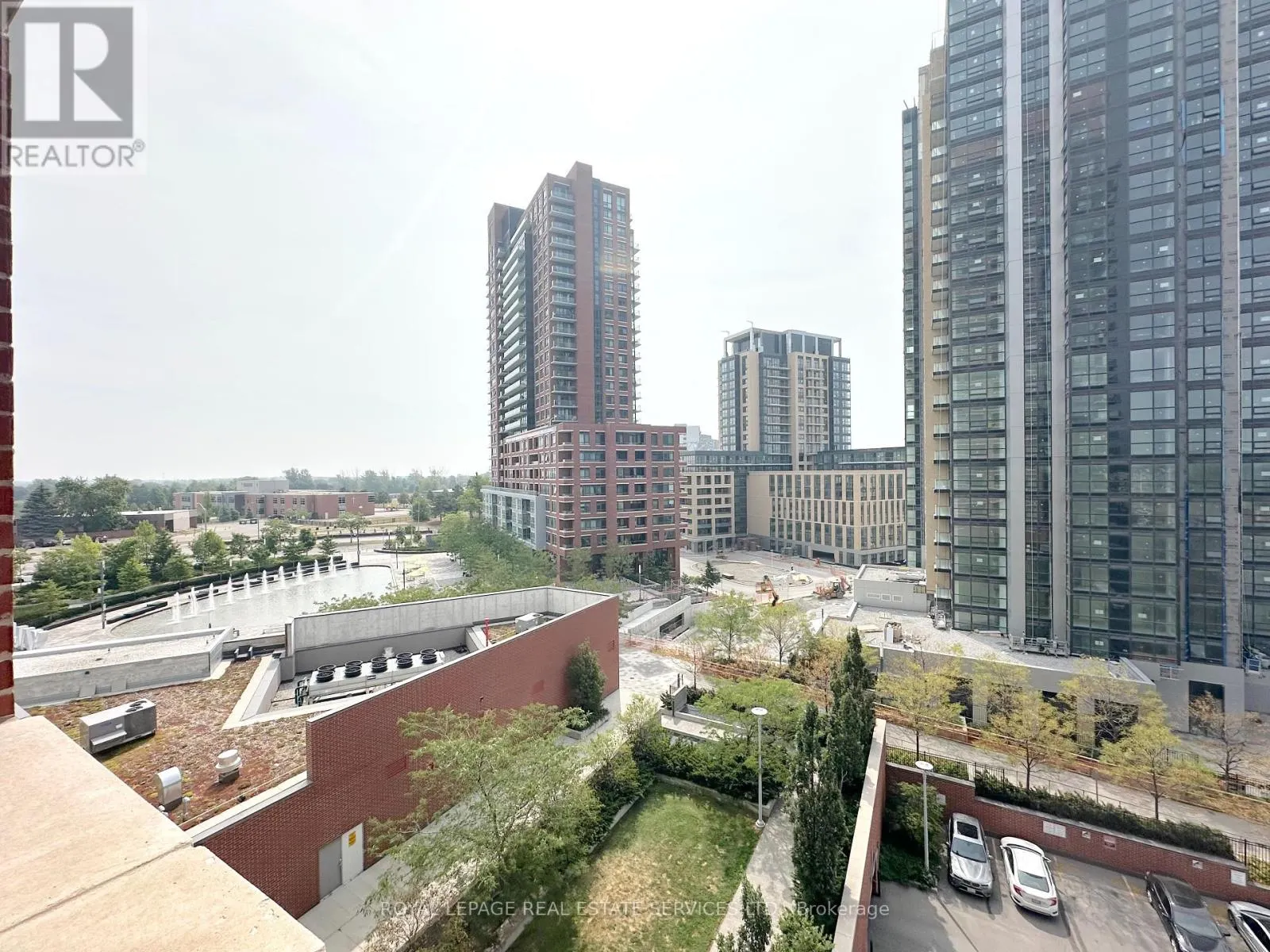 622 - 73 BAYLY STREET W