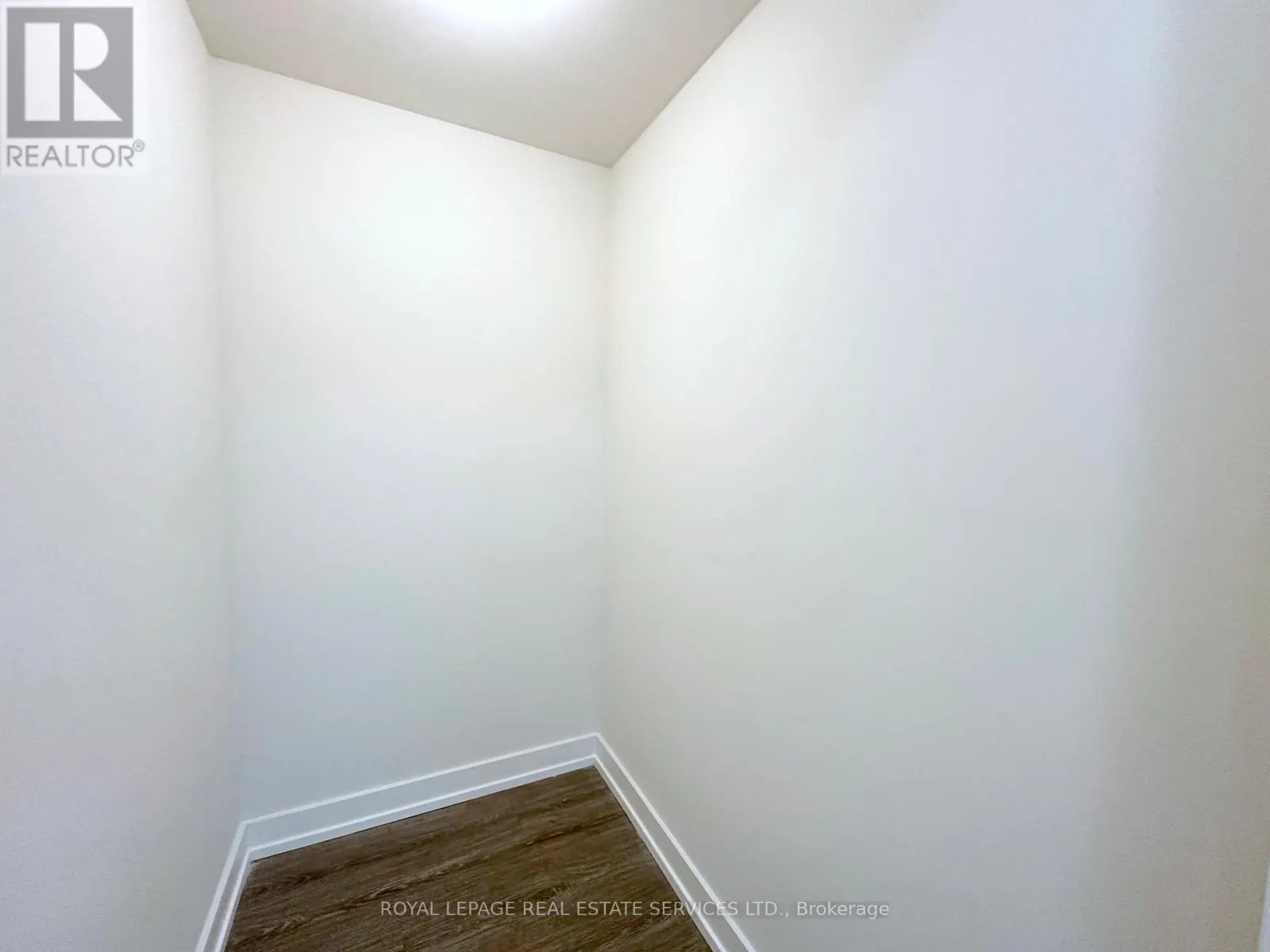 622 - 73 BAYLY STREET W