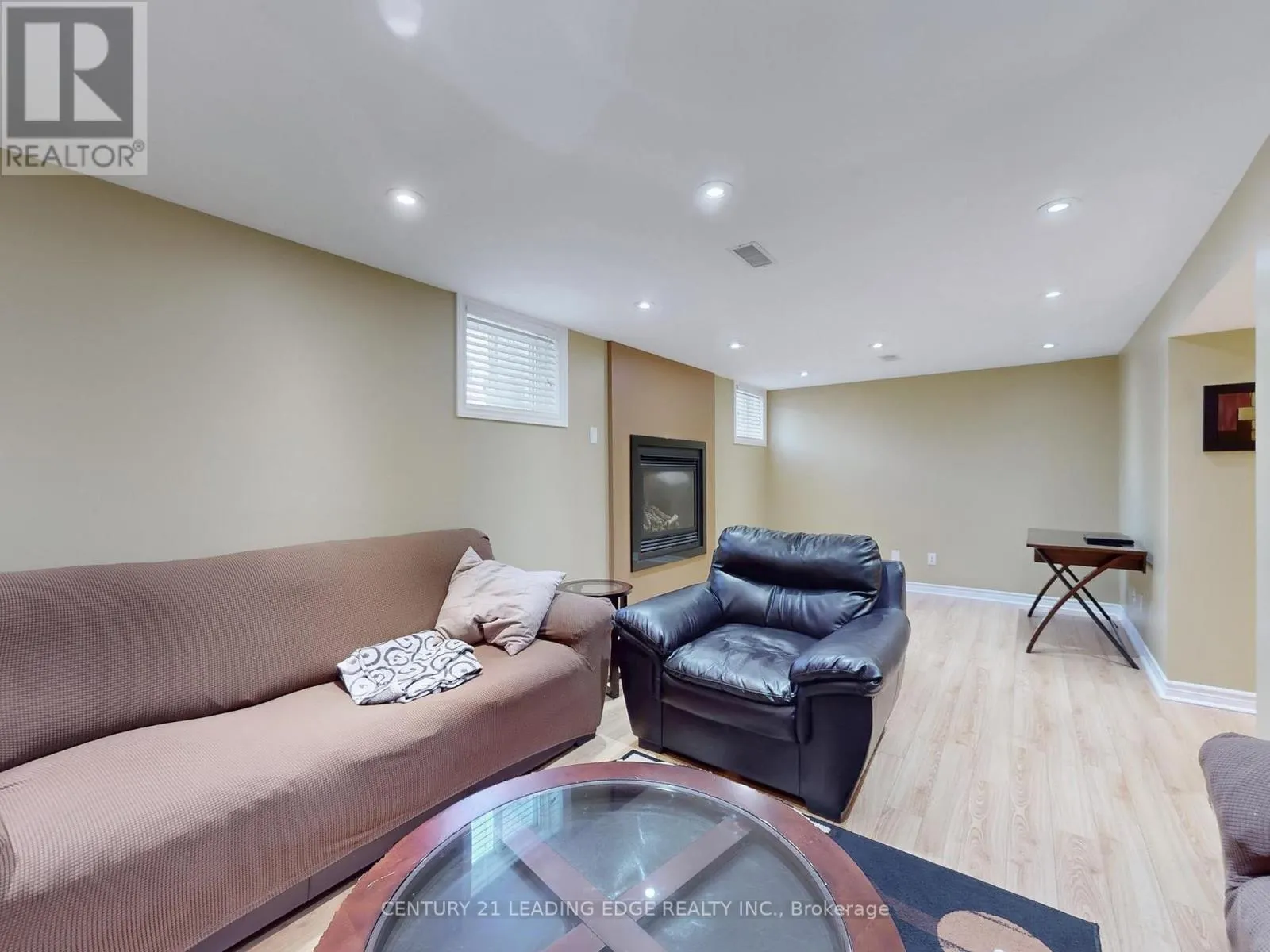 47 THAMES DRIVE