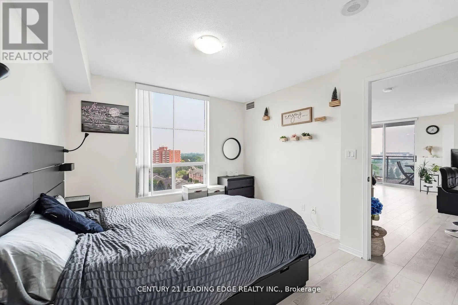 9C - 8 ROSEBANK DRIVE
