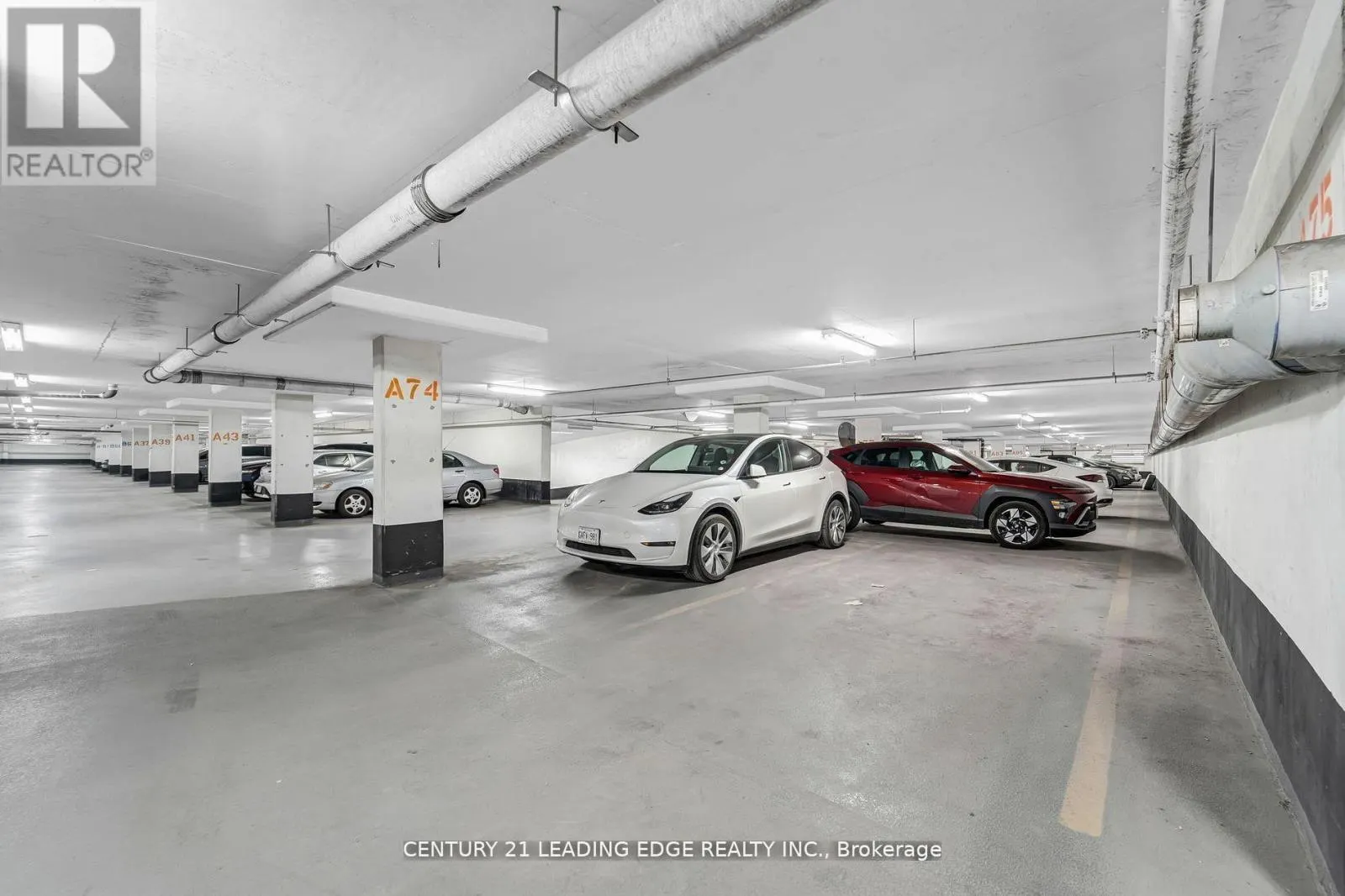 9C - 8 ROSEBANK DRIVE
