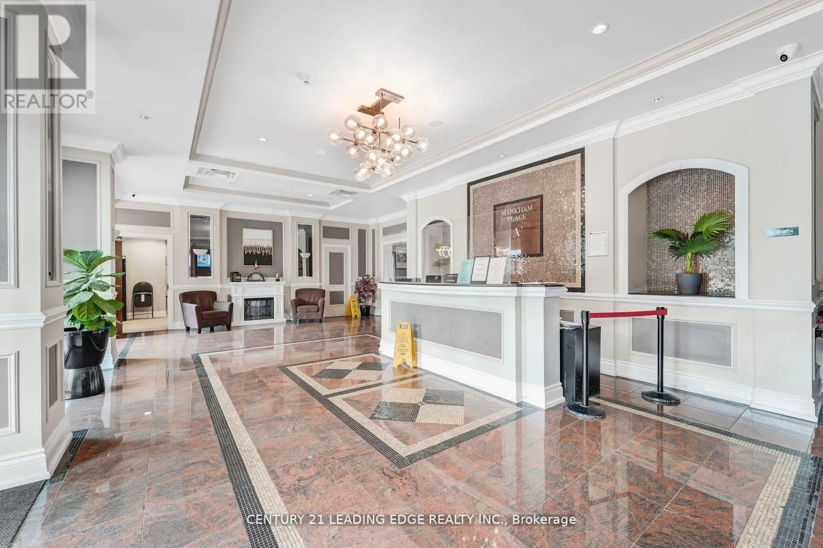 9C - 8 ROSEBANK DRIVE