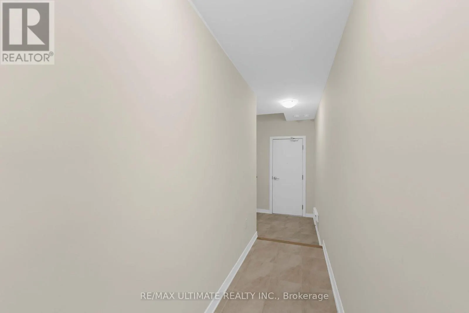 1310 - 1695 DERSAN STREET