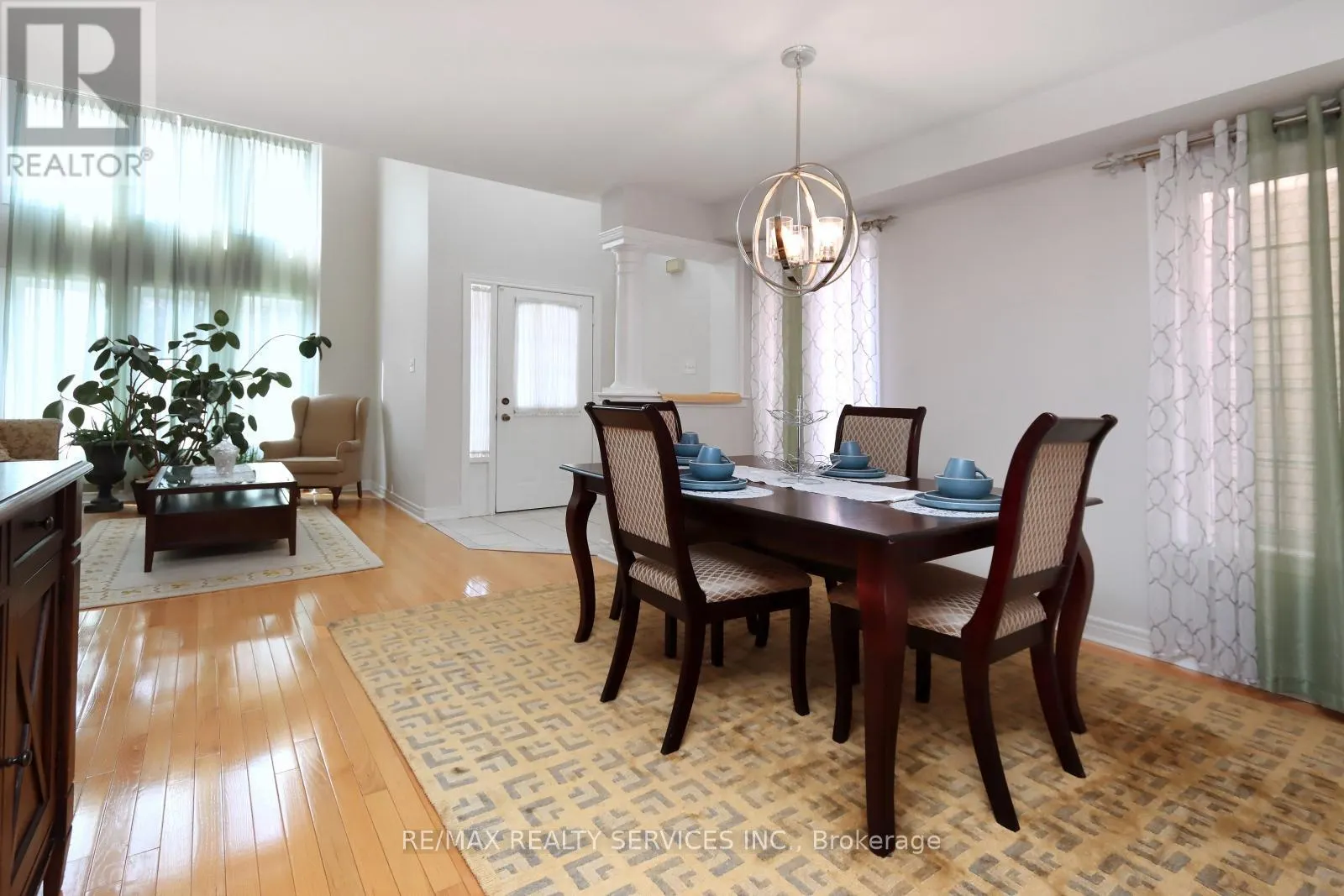 28 HOILE DRIVE