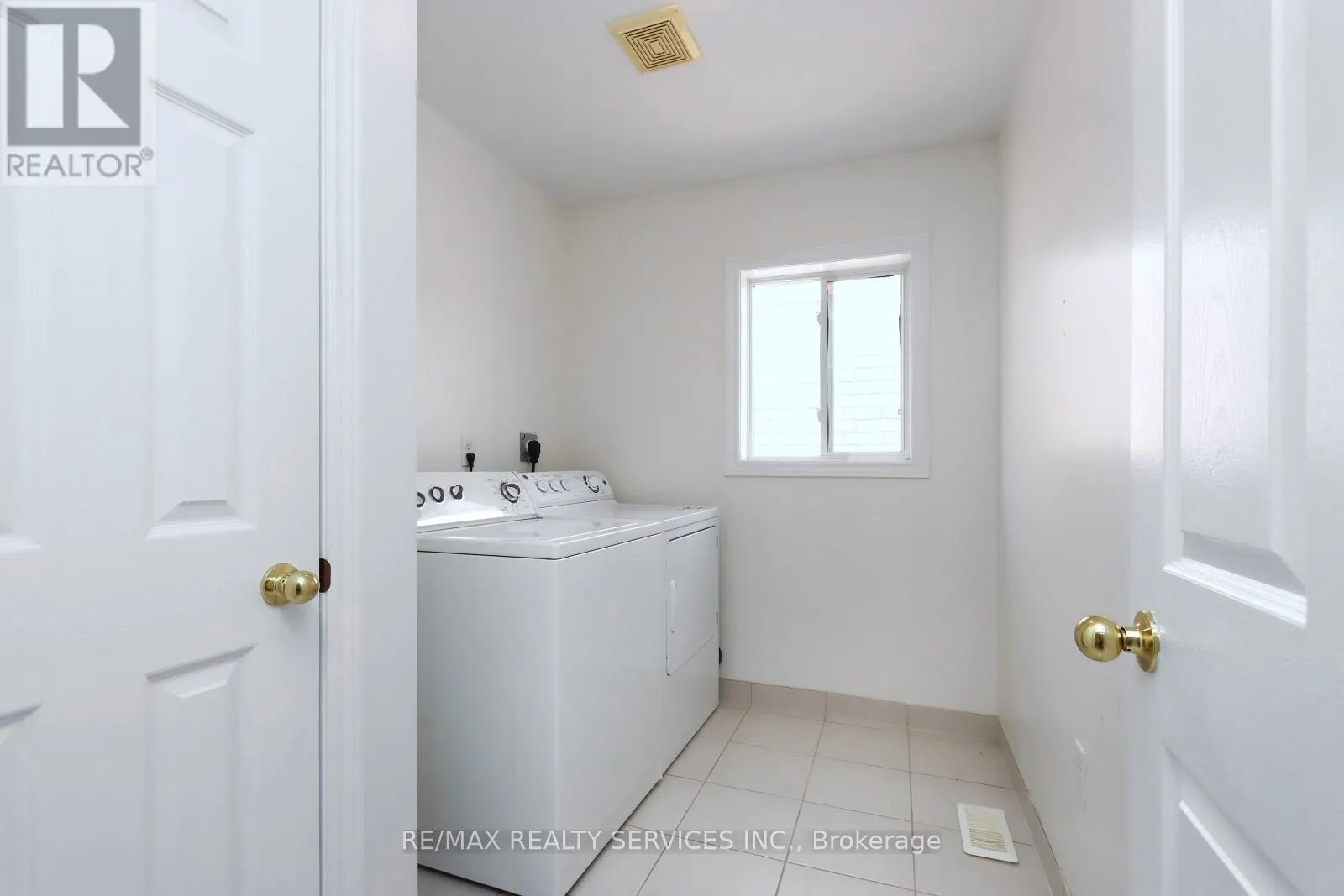 28 HOILE DRIVE